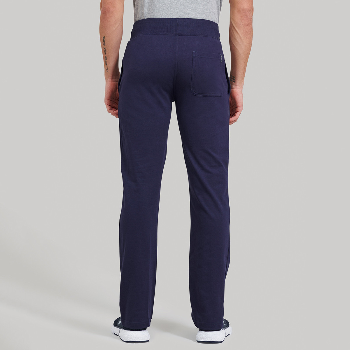 بنطال رياضي من بيفرلي هيلز بولو كلوب برباط متوسط الارتفاع مع شعار-men-clothing-bottoms-joggers-image-2
