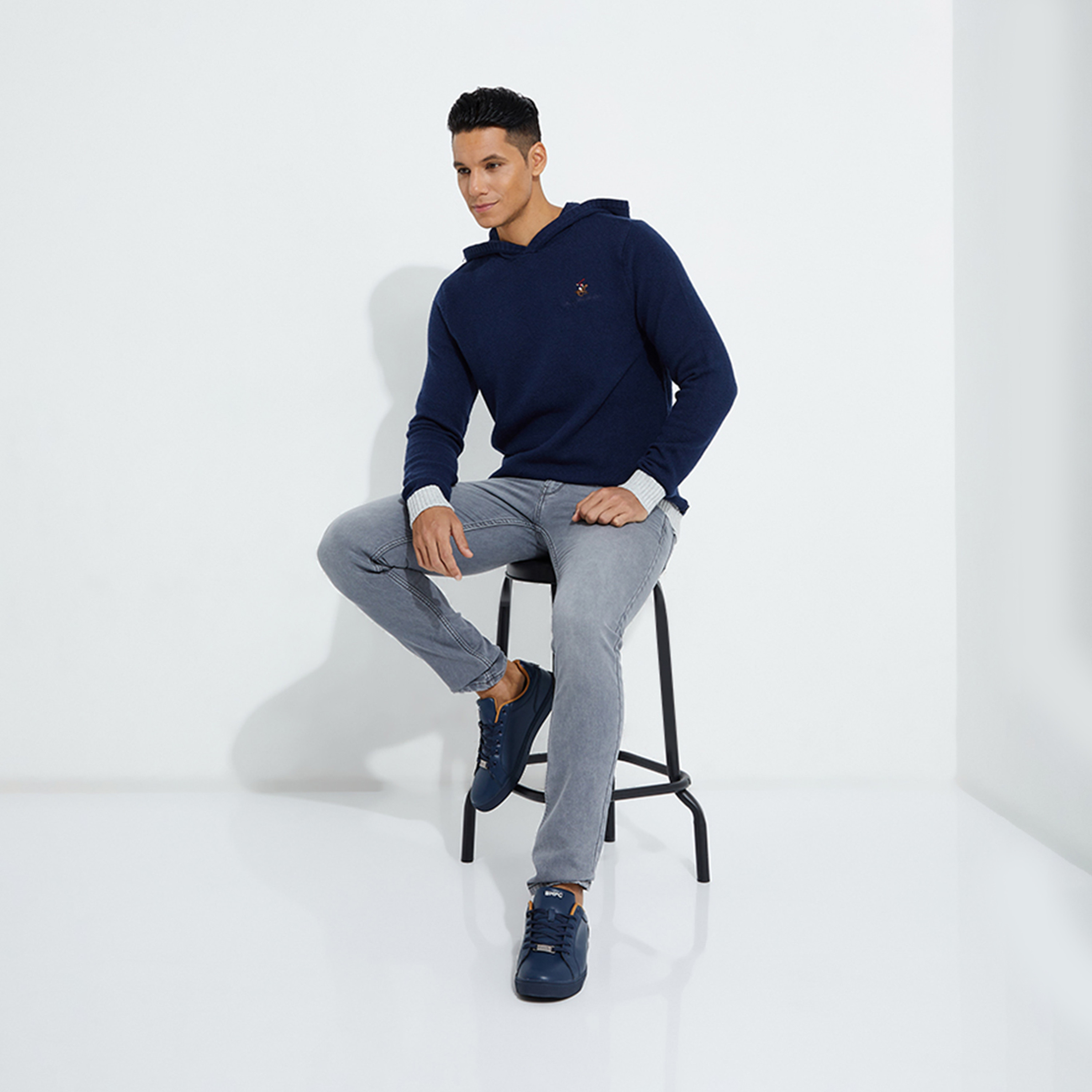 بيفرلي هيلز بولو كلوب-  هودي رجالي سادة بغطاء رأس قابل للفك-men-clothing-hoodiesandsweatshirts-image-4