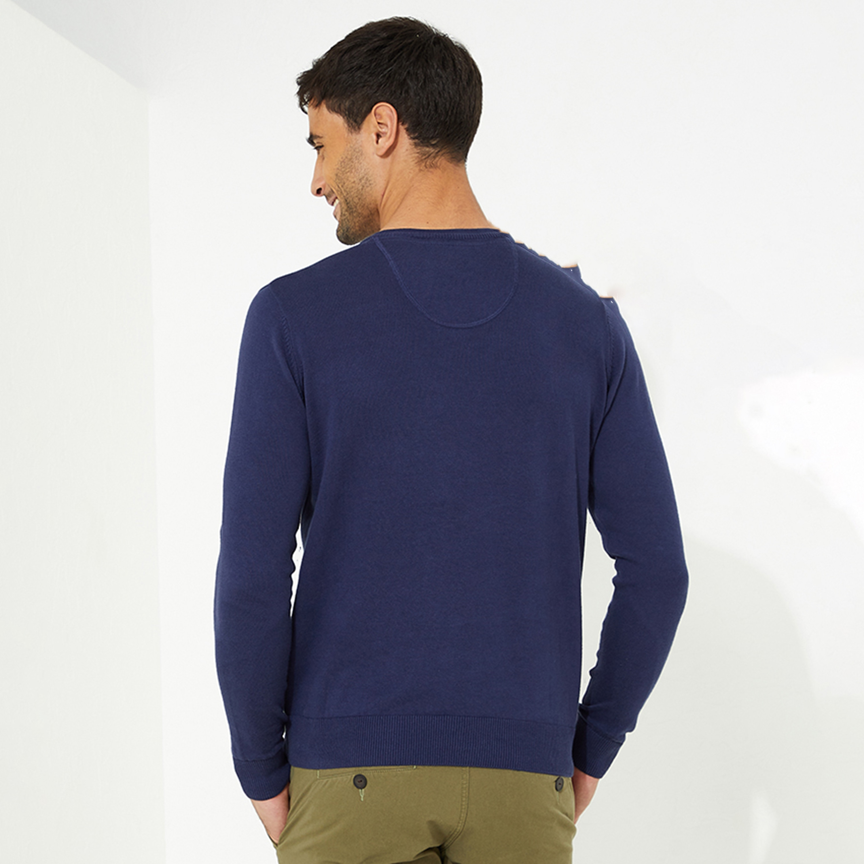 Beverly Hills Polo Club Embroidered Logo V-Neck Long Sleeves Pullover-men-clothing-sweatersandpullovers-image-4