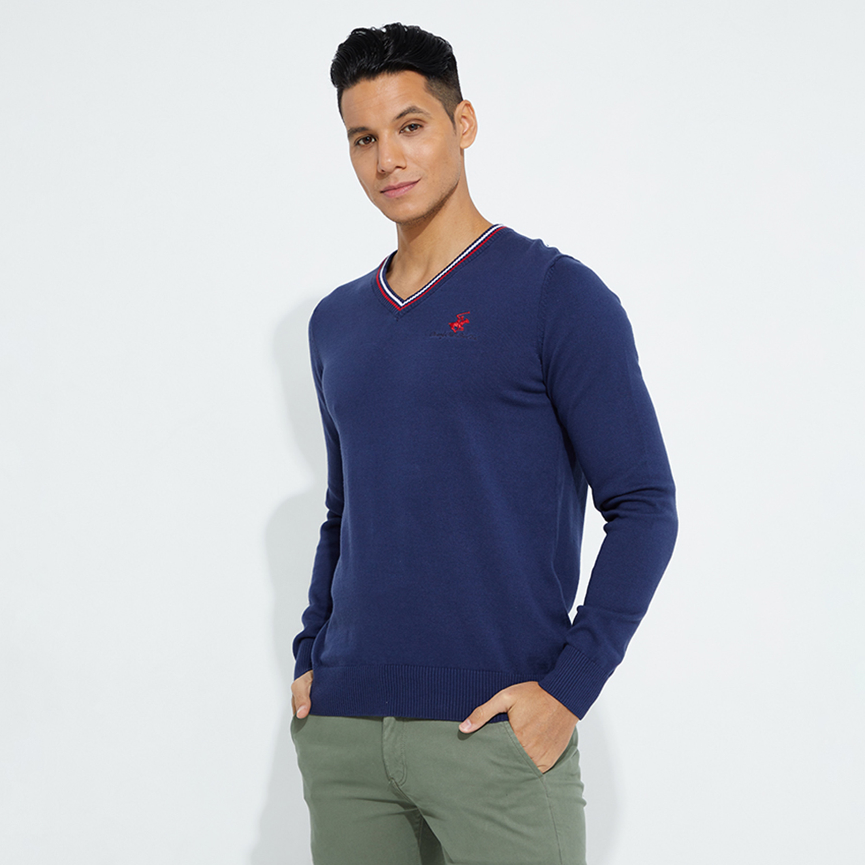 كنزة صوفية من بيفرلي هيلز بولو كلوب بياقة علي شكل وي وأكمام طويلة مع مطرز بشعار-men-clothing-sweatersandpullovers-image-5