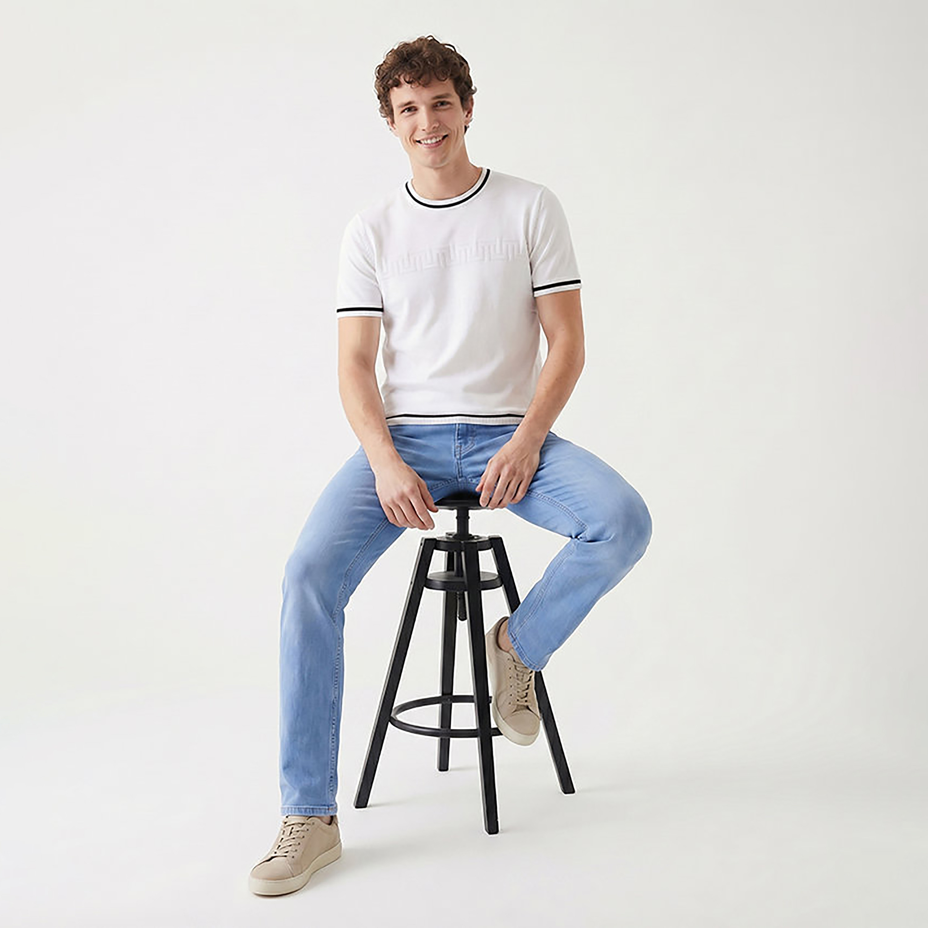 كنزة (بلوفر) للرجال محلمة وبياقة دائرية وأكمام قصيرة من بيفرلي هيلز بولو كلوب-men-clothing-sweatersandpullovers-image-2