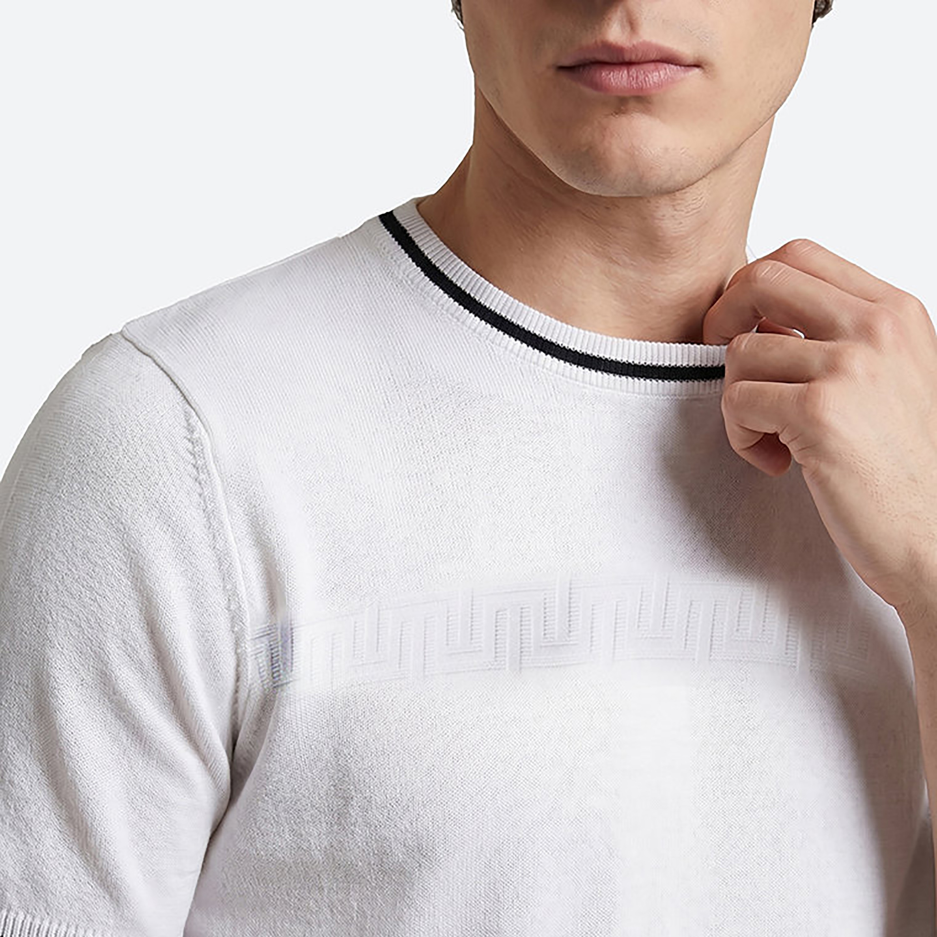 كنزة (بلوفر) للرجال محلمة وبياقة دائرية وأكمام قصيرة من بيفرلي هيلز بولو كلوب-men-clothing-sweatersandpullovers-image-4