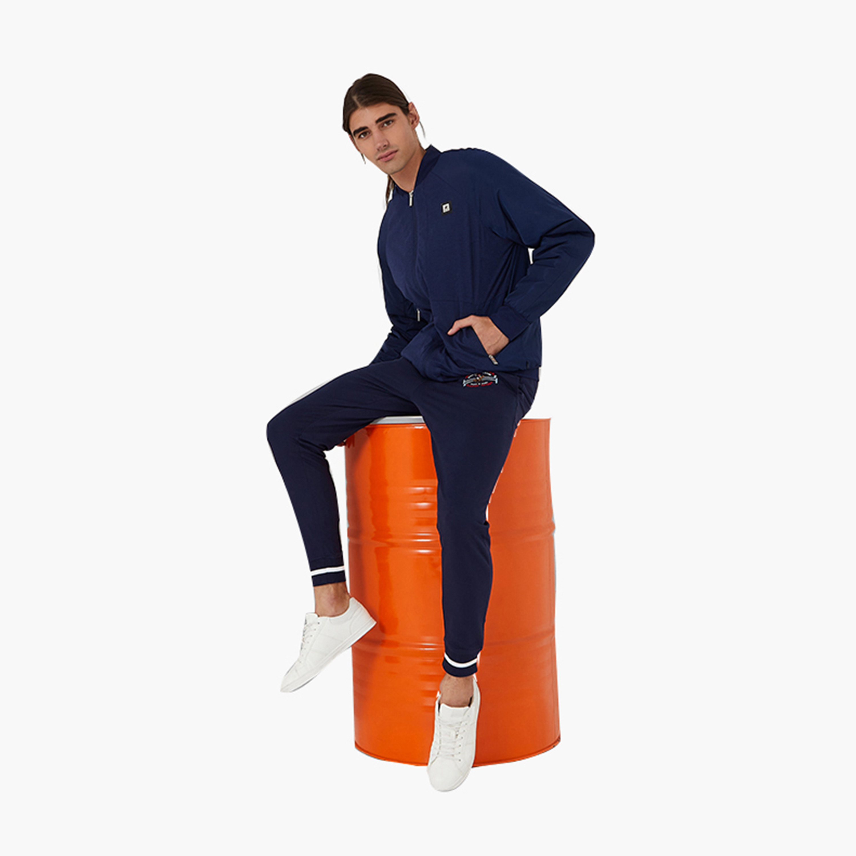 جاكيت بومبر رجالي بياقة قائمة وأكمام راجلان بألوان متعددة من بيفرلي هيلز بولو كلوب-men-clothing-jacketsandblazers-jackets-image-2