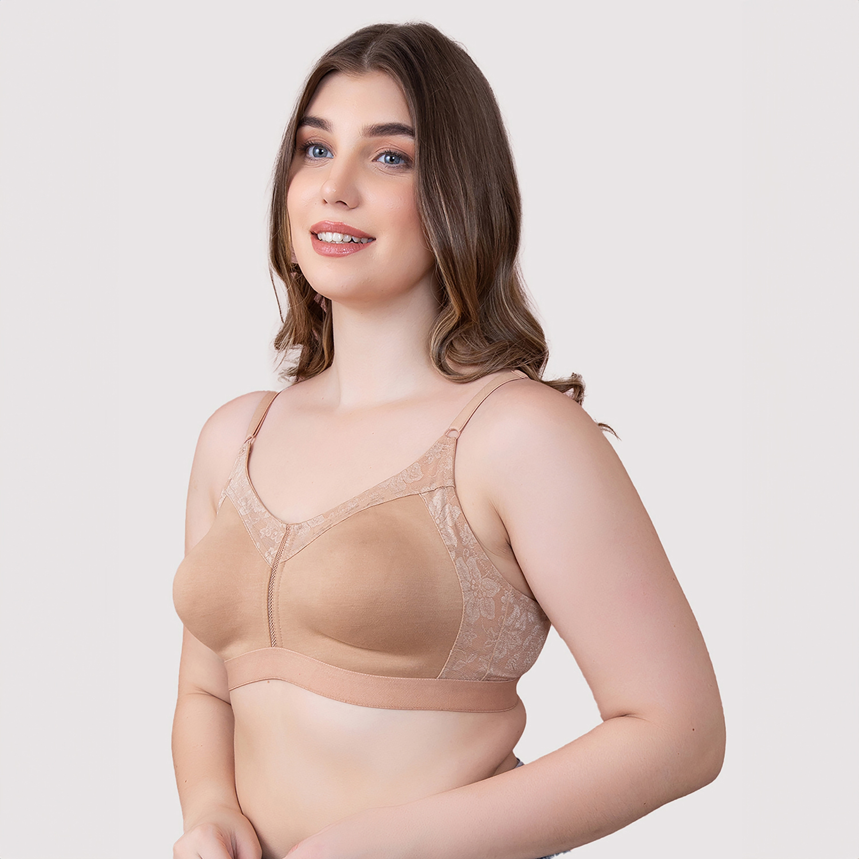 حمالة صدر نسائية كاملة الشكل بدون بطانة وبدون أسلاك بلون بيج من كلوفيا - قطن-women-clothing-lingerie-bras-image-2