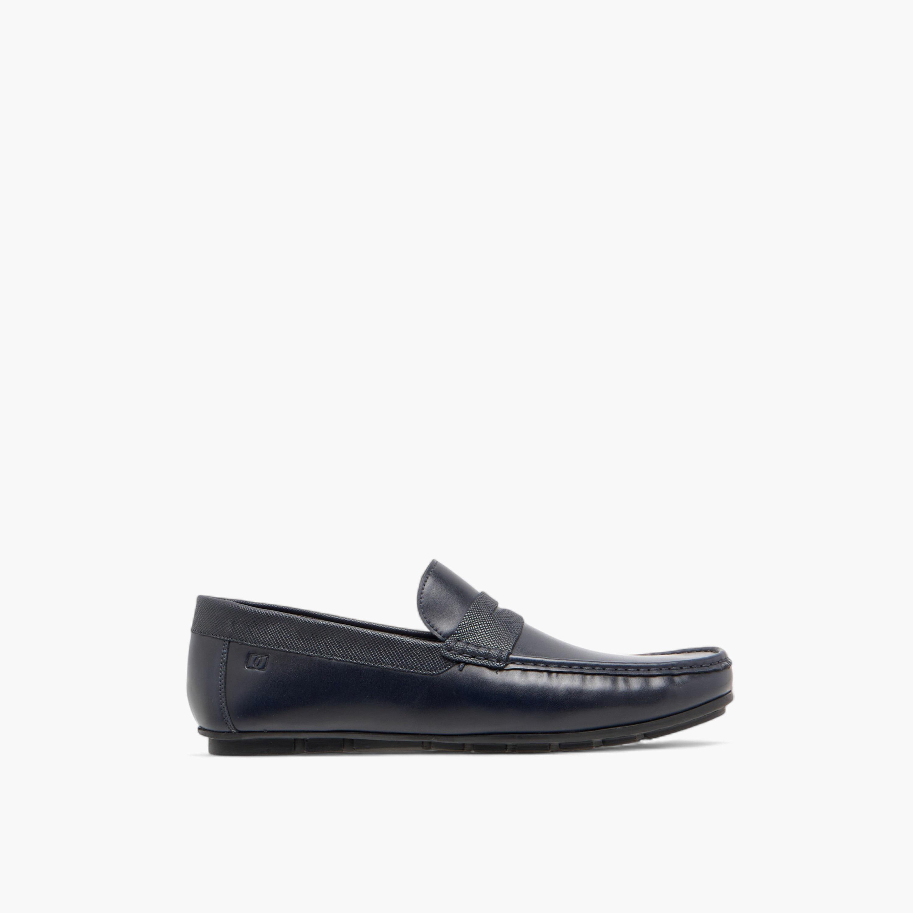 Duchini Men's Solid Slip-On Moccasins with Cut-Out Detail-men-shoes-loafersandmoccasins-image-3