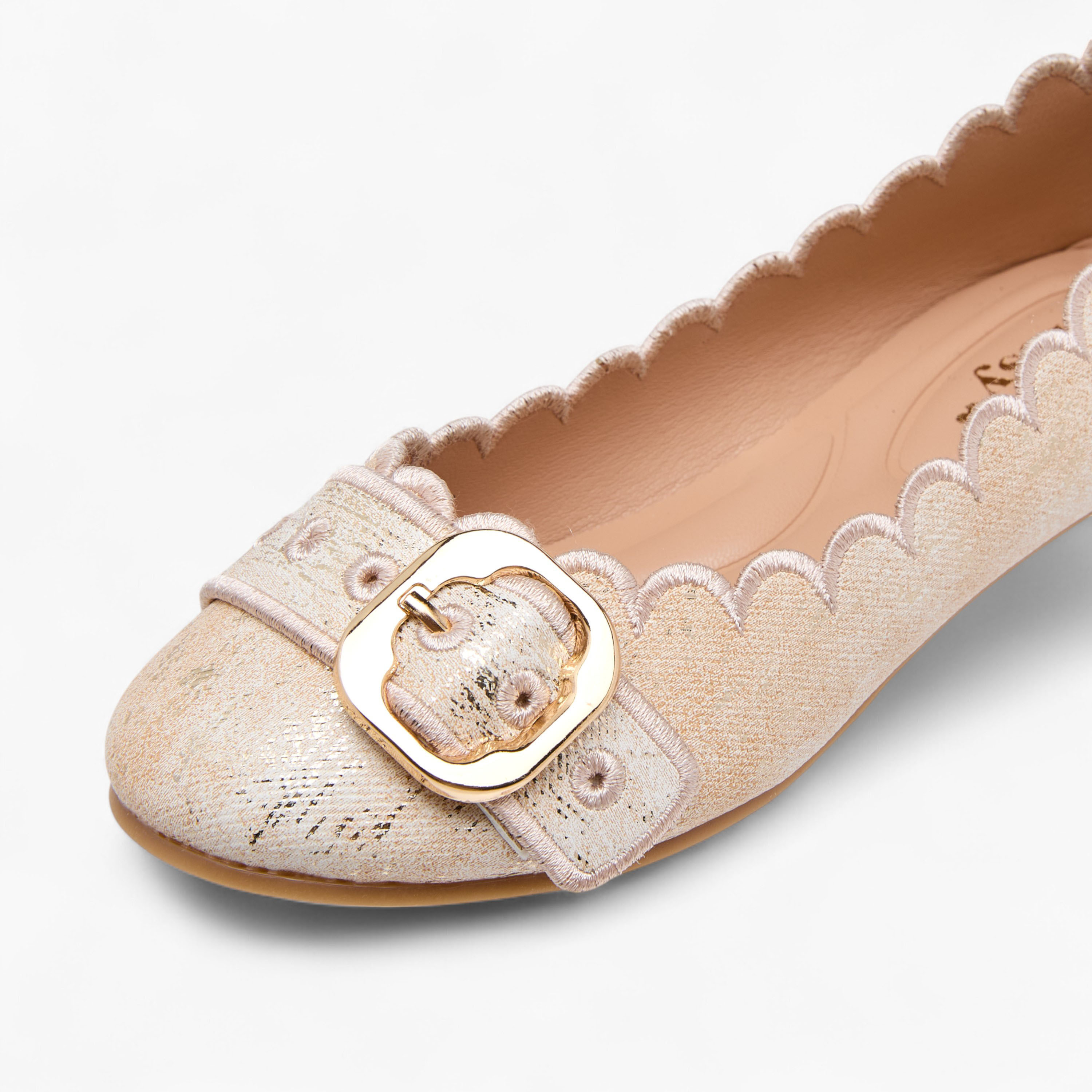 حذاء باليرينا سهل الارتداء بتفاصيل صدفية وزينة إبزيم من ليتل ميسي-girls-shoes-ballerinas-image-6