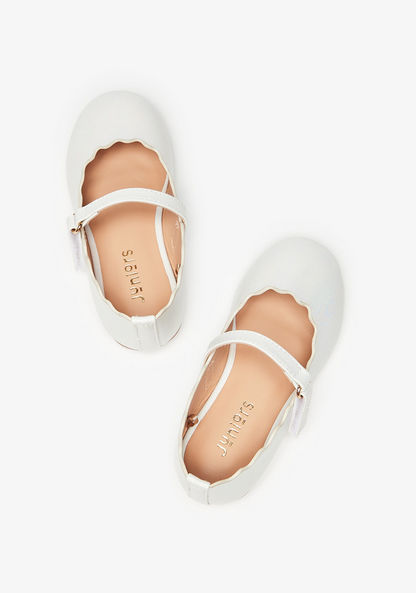 Juniors Scallop Hem Mary Jane Shoes with Hook and Loop Closure