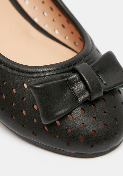 Little Missy Cutwork Detailed Slip-On Round Toe Ballerina Shoes