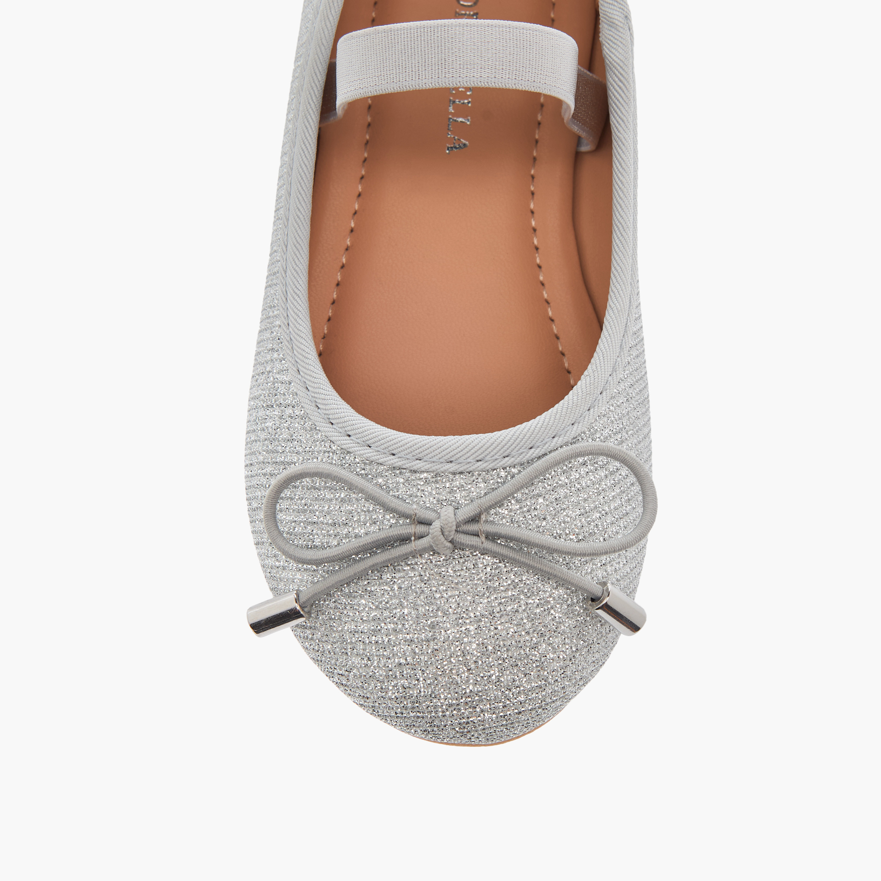 حذاء باليرينا بارز الملمس بزخارف فيونكة وحزام مطاطي من فلورا بيلا-girls-shoes-ballerinas-image-4