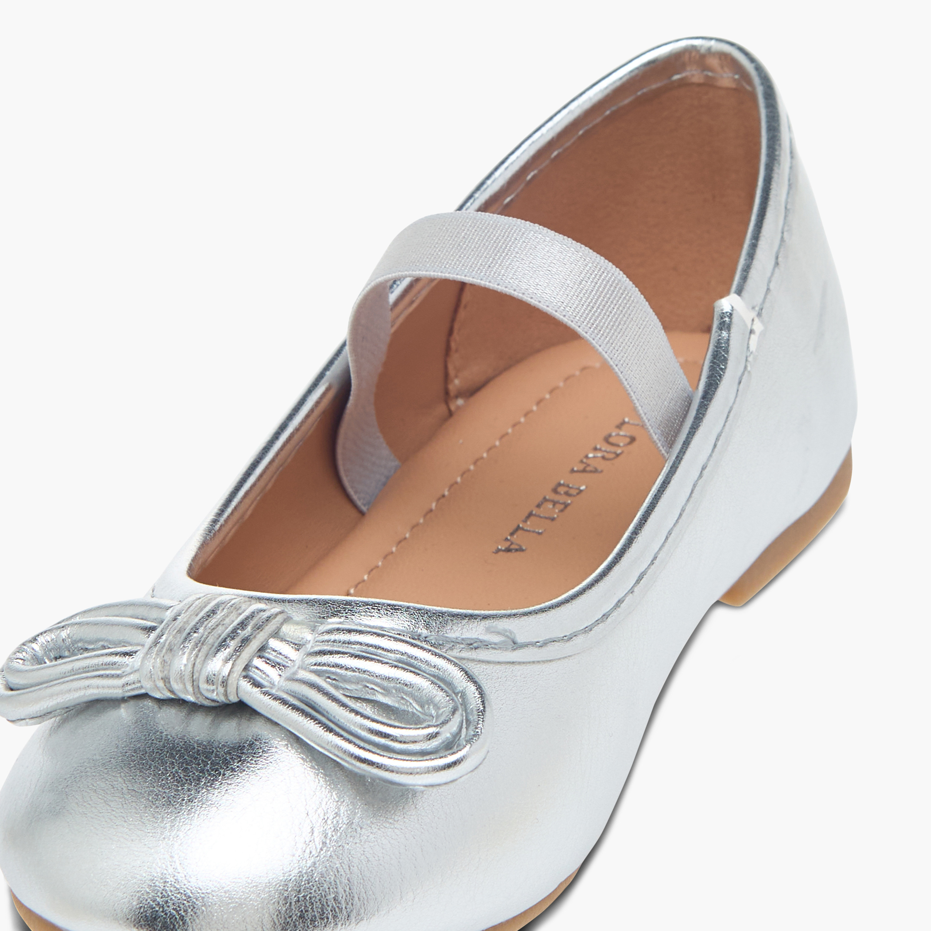 حذاء باليرينا مزين بفيونكة وبتفاصيل حزام مطاطي من فلورا بيلا-girls-shoes-ballerinas-image-6