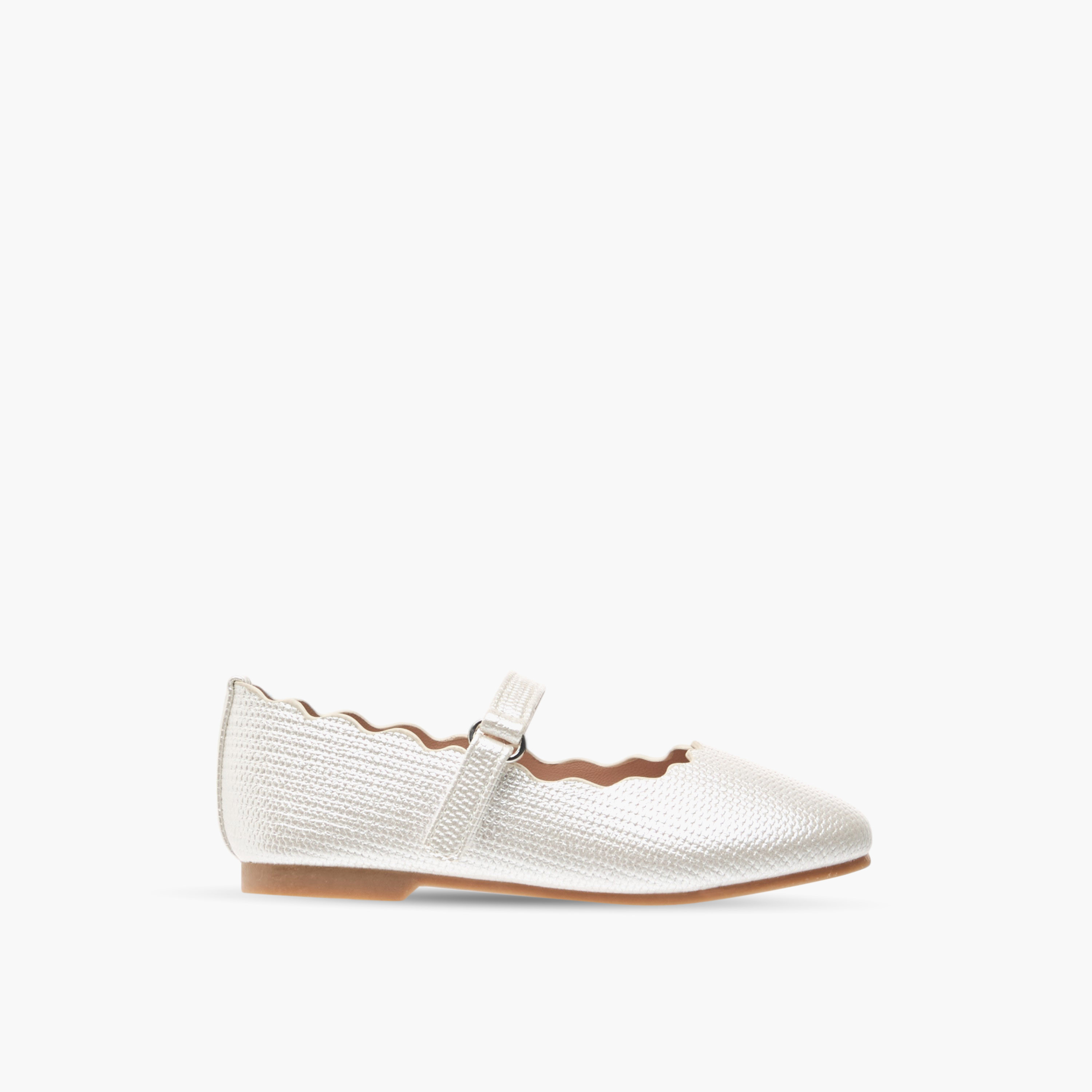 حذاء باليرينا بتفاصيل صدفية وشريط إغلاق من جونيورز-girls-shoes-maryjanes-image-3