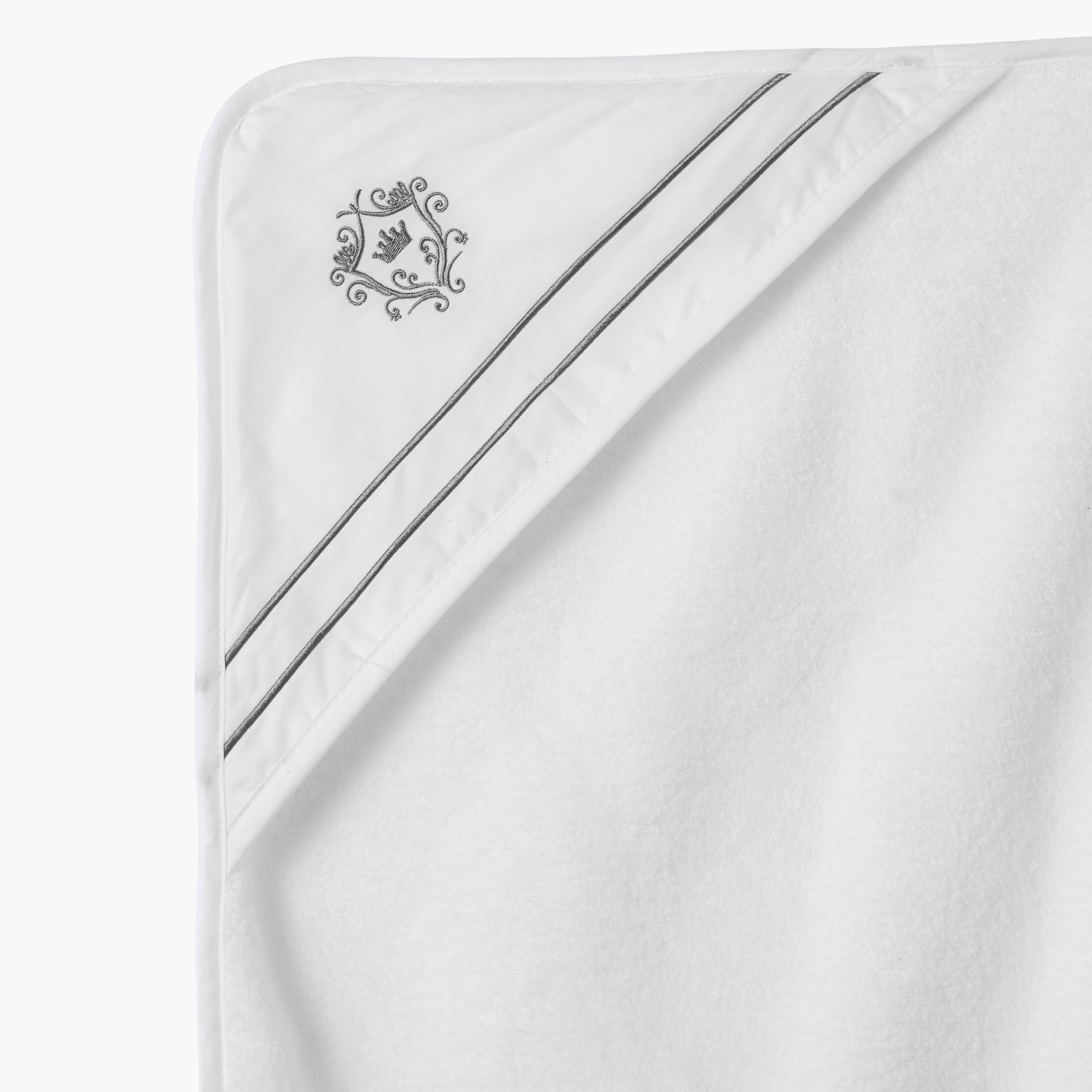 منشفة أطفال بقبعة من جيجلز-baby-bathandcare-towels-image-2