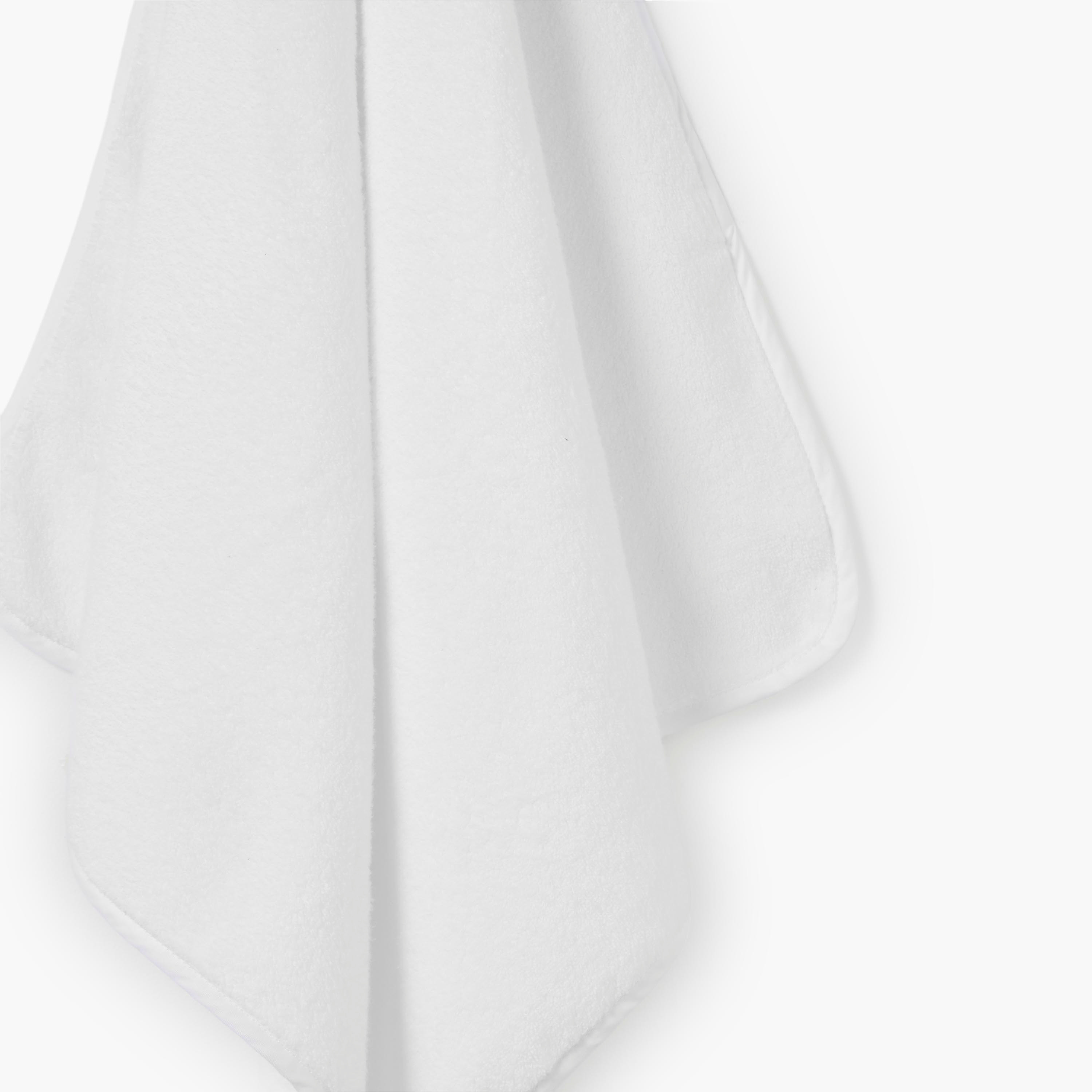 منشفة أطفال بقبعة من جيجلز-baby-bathandcare-towels-image-3