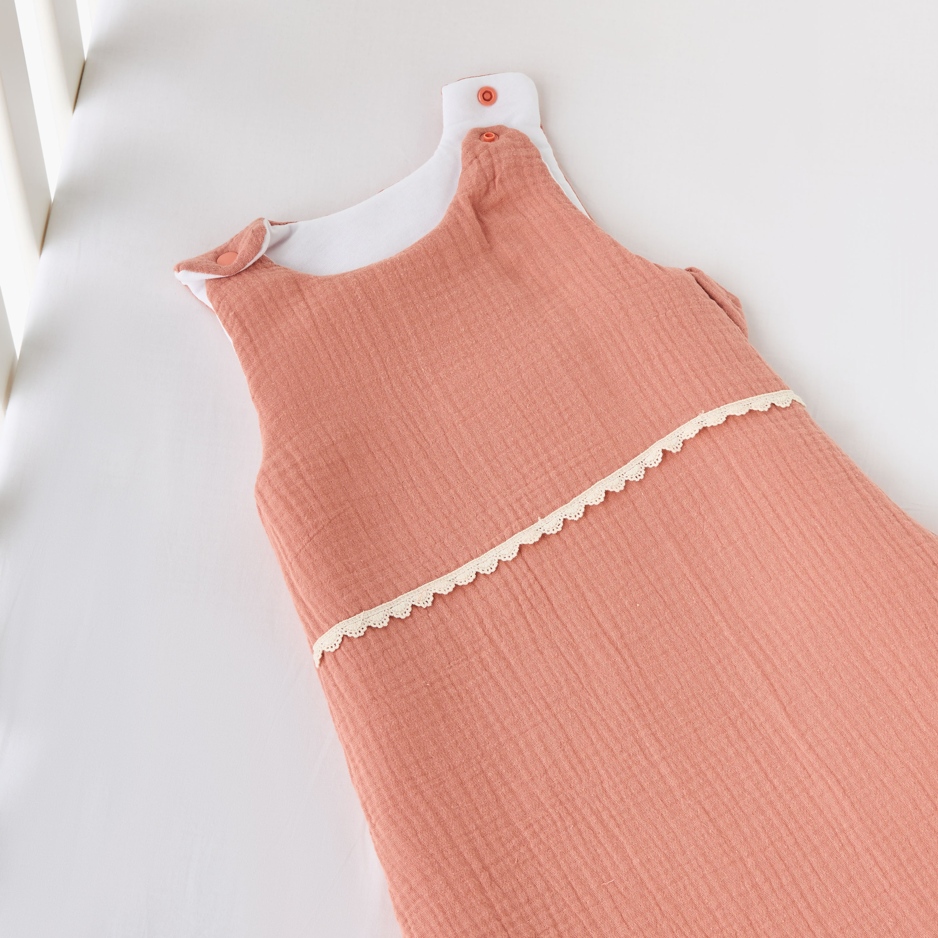 Giggles Textured Muslin Sleeping Bag - 44x70 cm-baby-nursery-blanketsandswaddles-swaddlesandsleepingbags-image-4