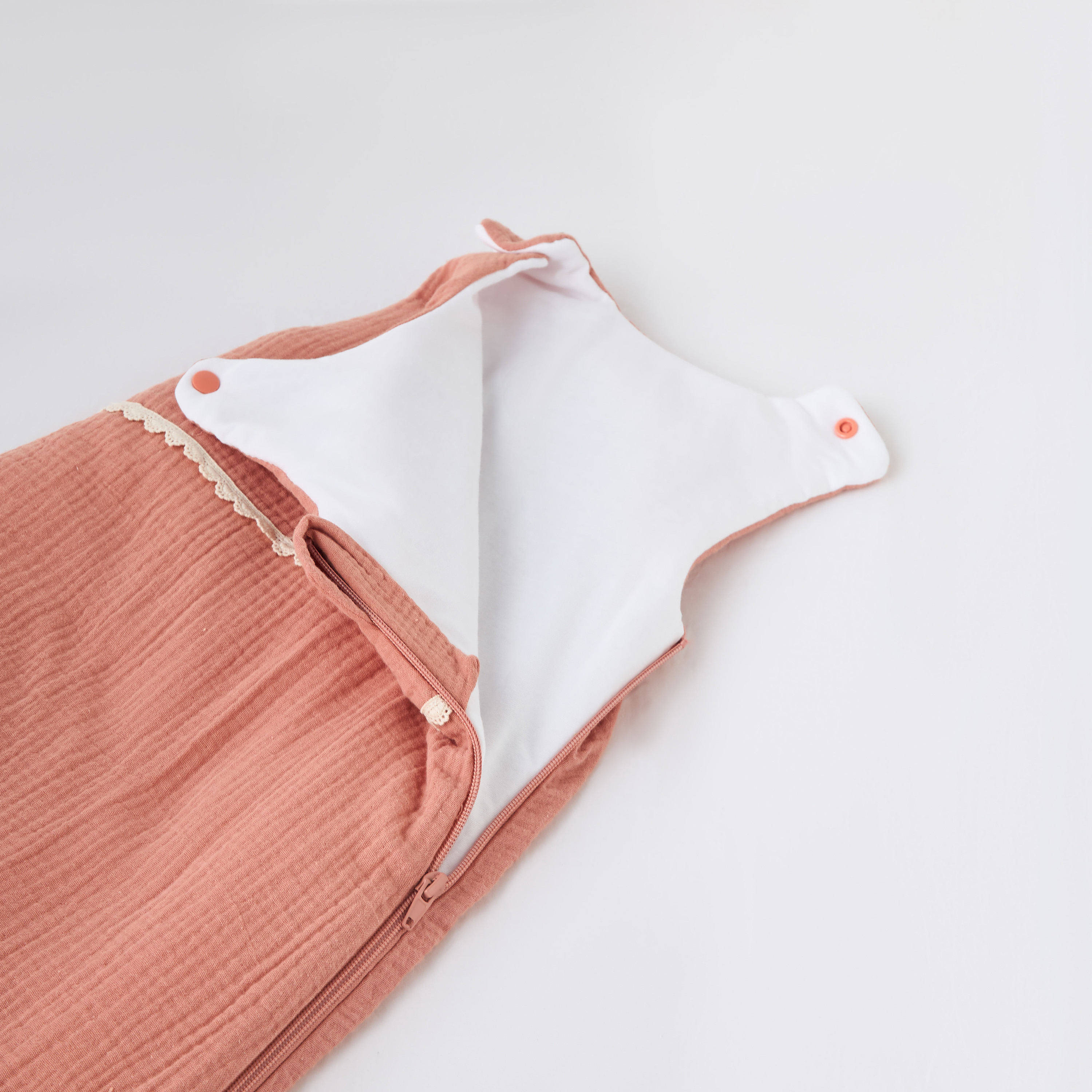 Giggles Textured Muslin Sleeping Bag - 44x70 cm-baby-nursery-blanketsandswaddles-swaddlesandsleepingbags-image-5
