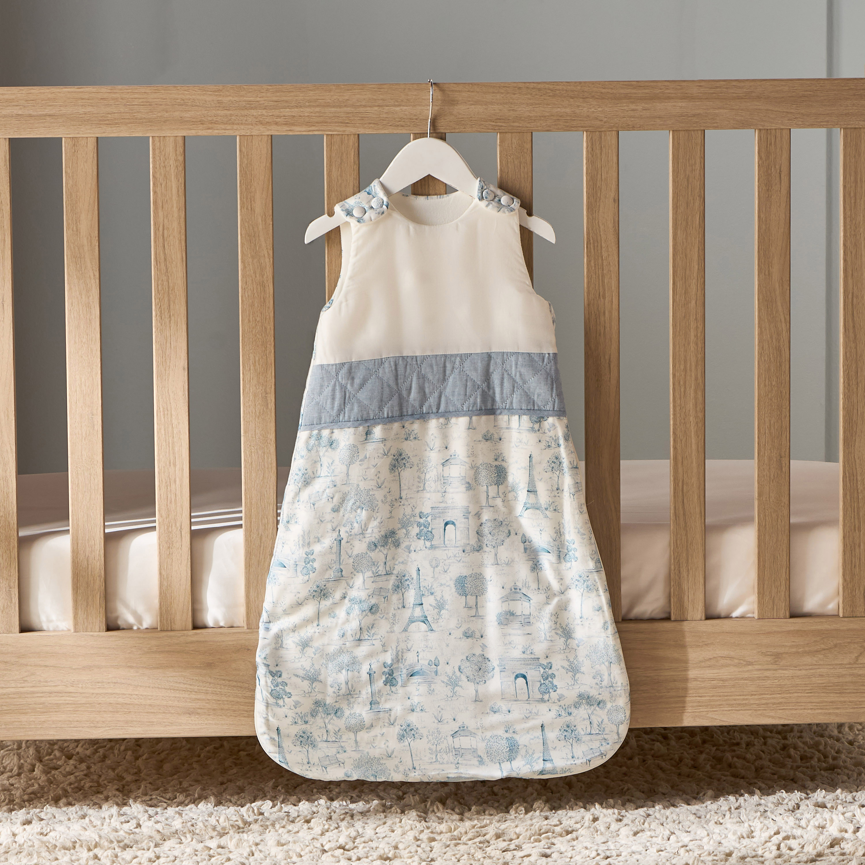 كيس نوم من التنسل بطبعات من جيجلز-baby-nursery-blanketsandswaddles-swaddlesandsleepingbags-image-2