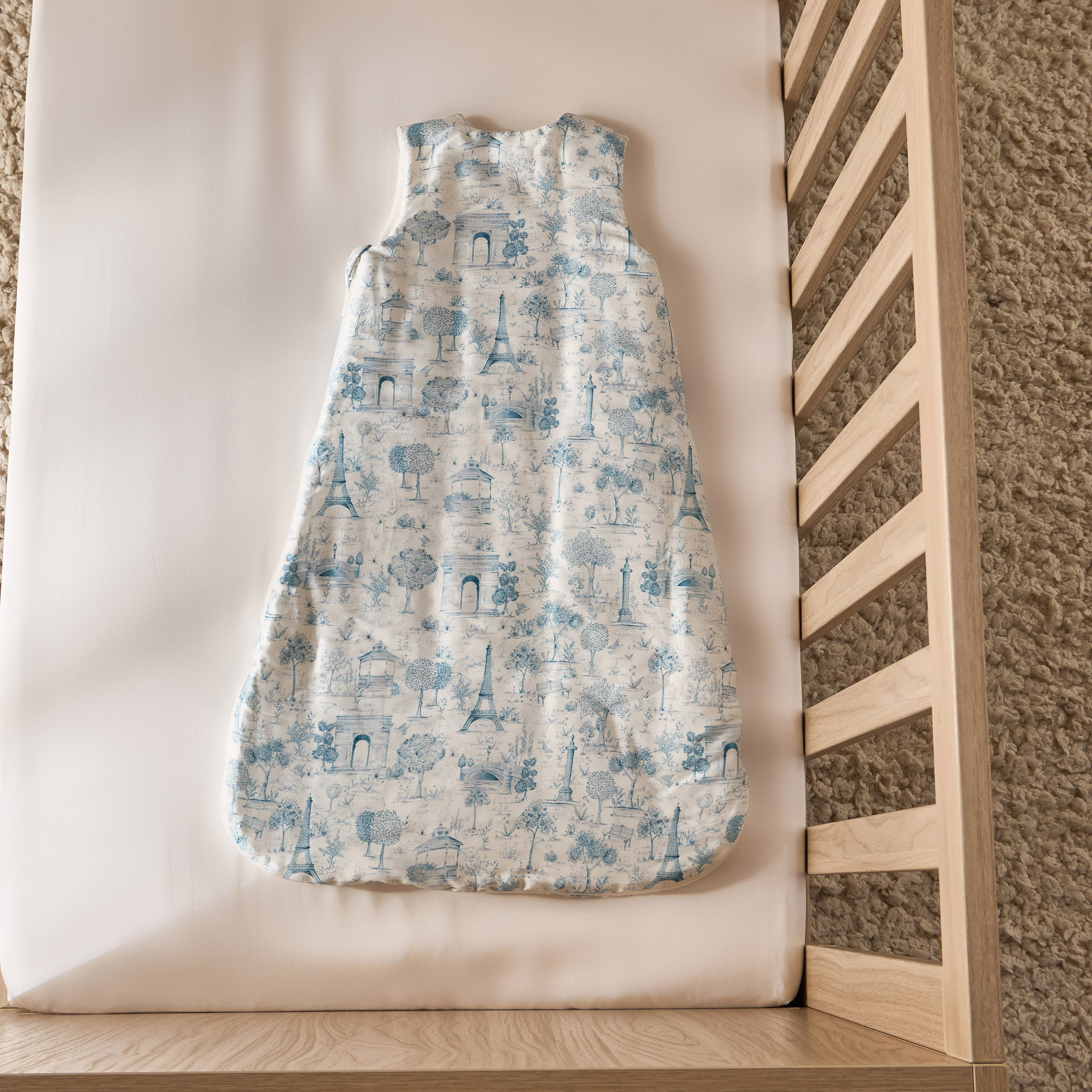 كيس نوم من التنسل بطبعات من جيجلز-baby-nursery-blanketsandswaddles-swaddlesandsleepingbags-image-3