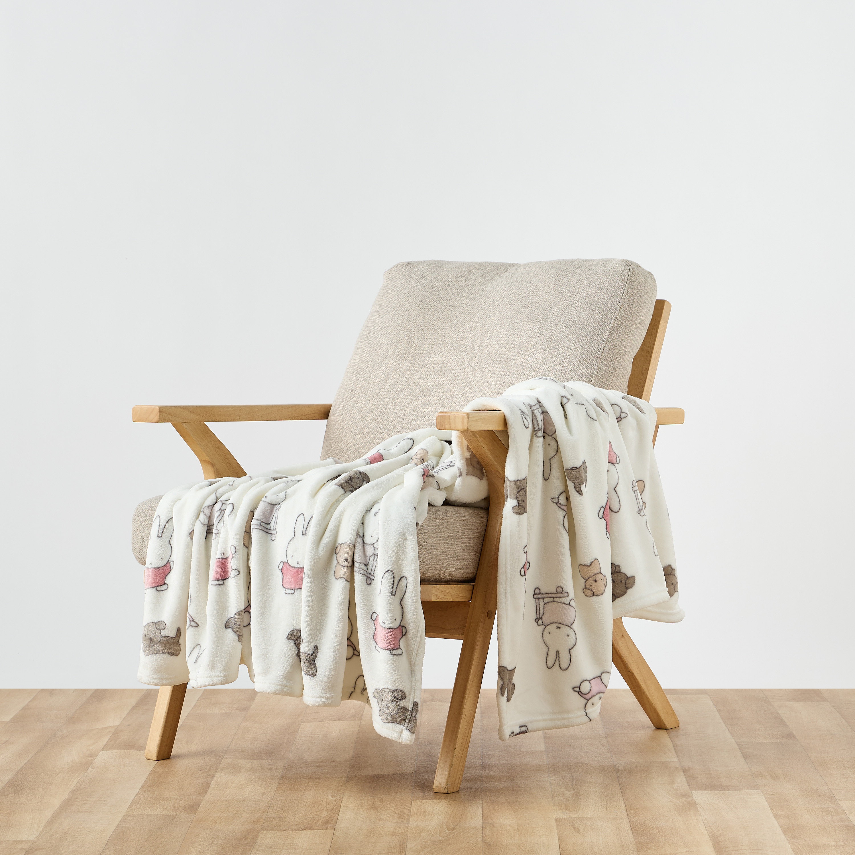 Miffy Raschel Blanket with Print, 150x200 cm-baby-nursery-blanketsandswaddles-receivingblankets-image-2