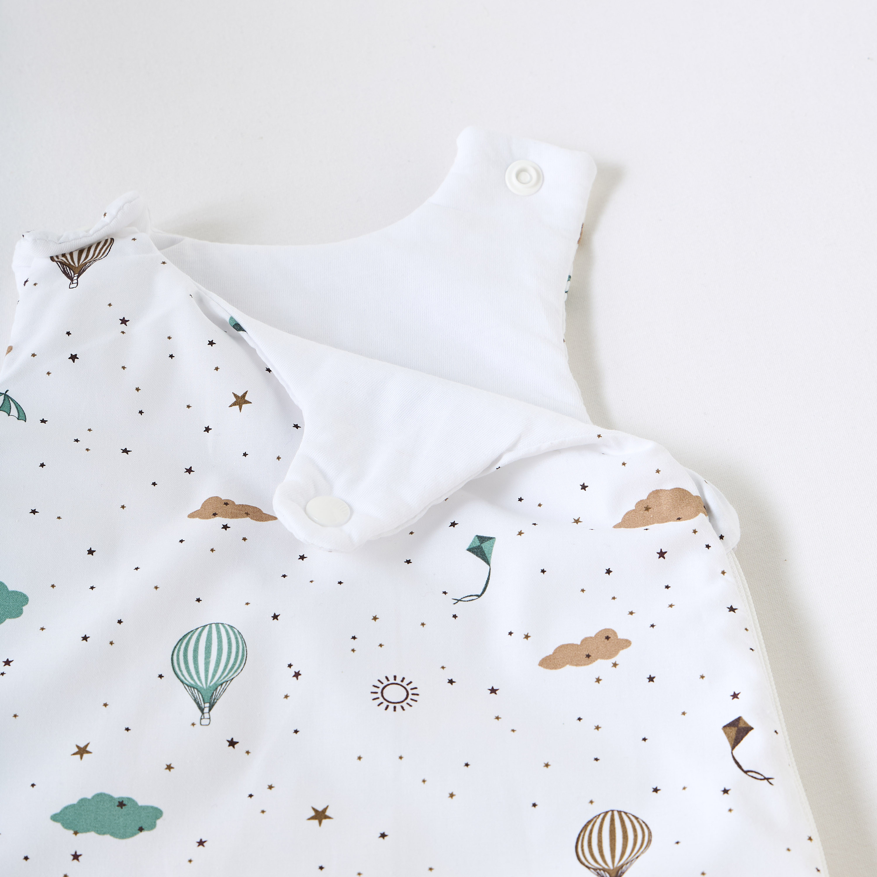 Juniors Cotton Hot Air Balloon Print Sleeping Bag - 44x70 cm-baby-nursery-blanketsandswaddles-swaddlesandsleepingbags-image-4