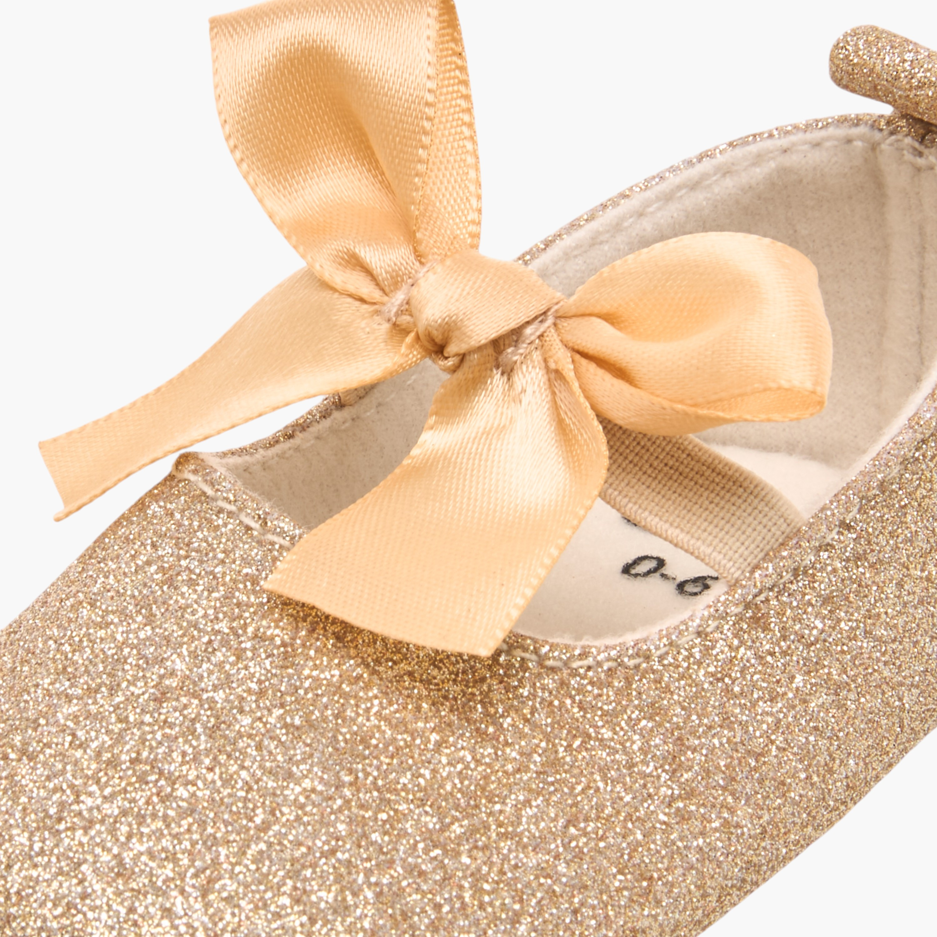 بوت مزين بفيونكة وحزام مطّاطي من جيجلز-baby-girls-shoes-closedshoes-image-4
