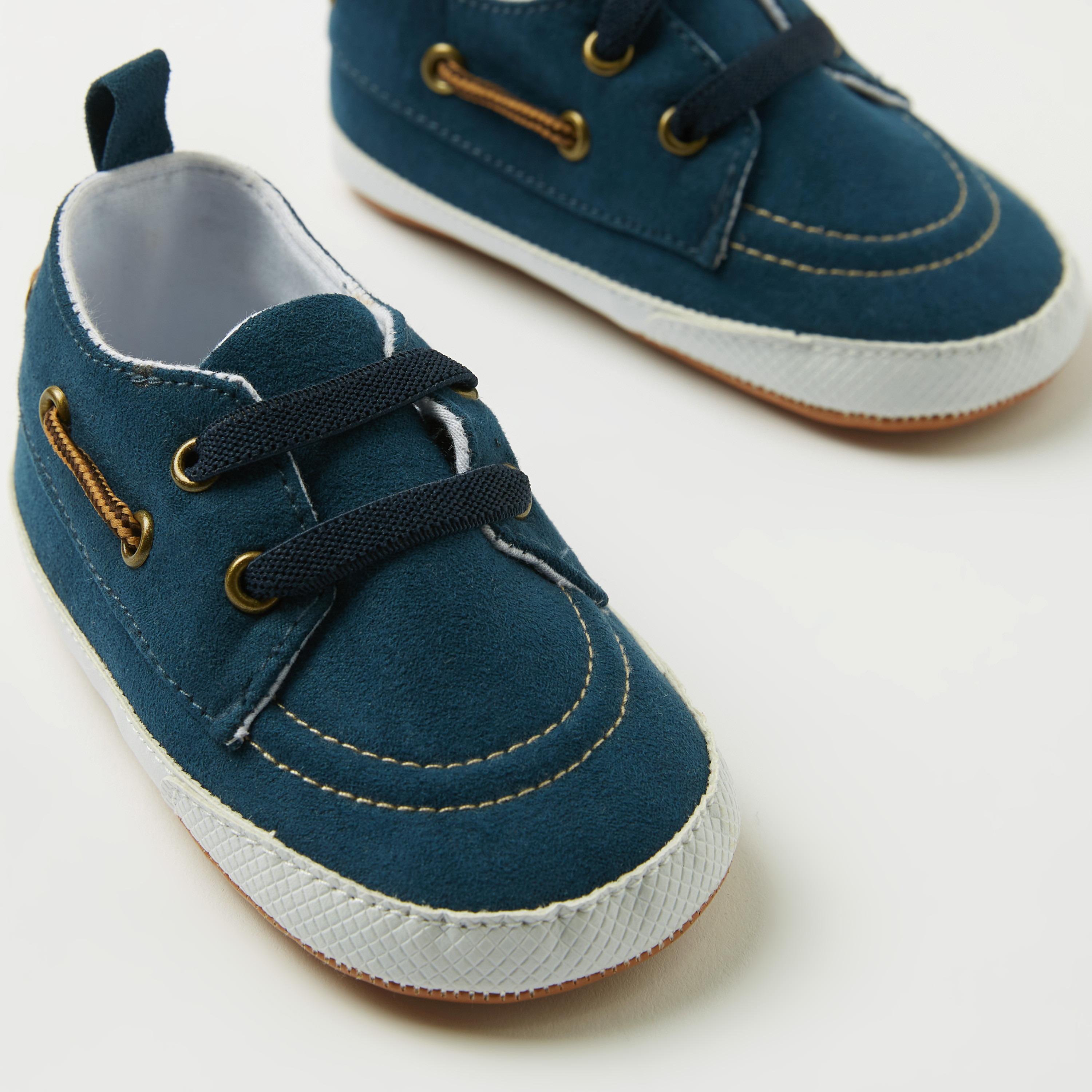 Giggles Solid Slip-On Booties with Lace Detail and Pull Tabs-baby-boys-shoes-closedshoes-image-3