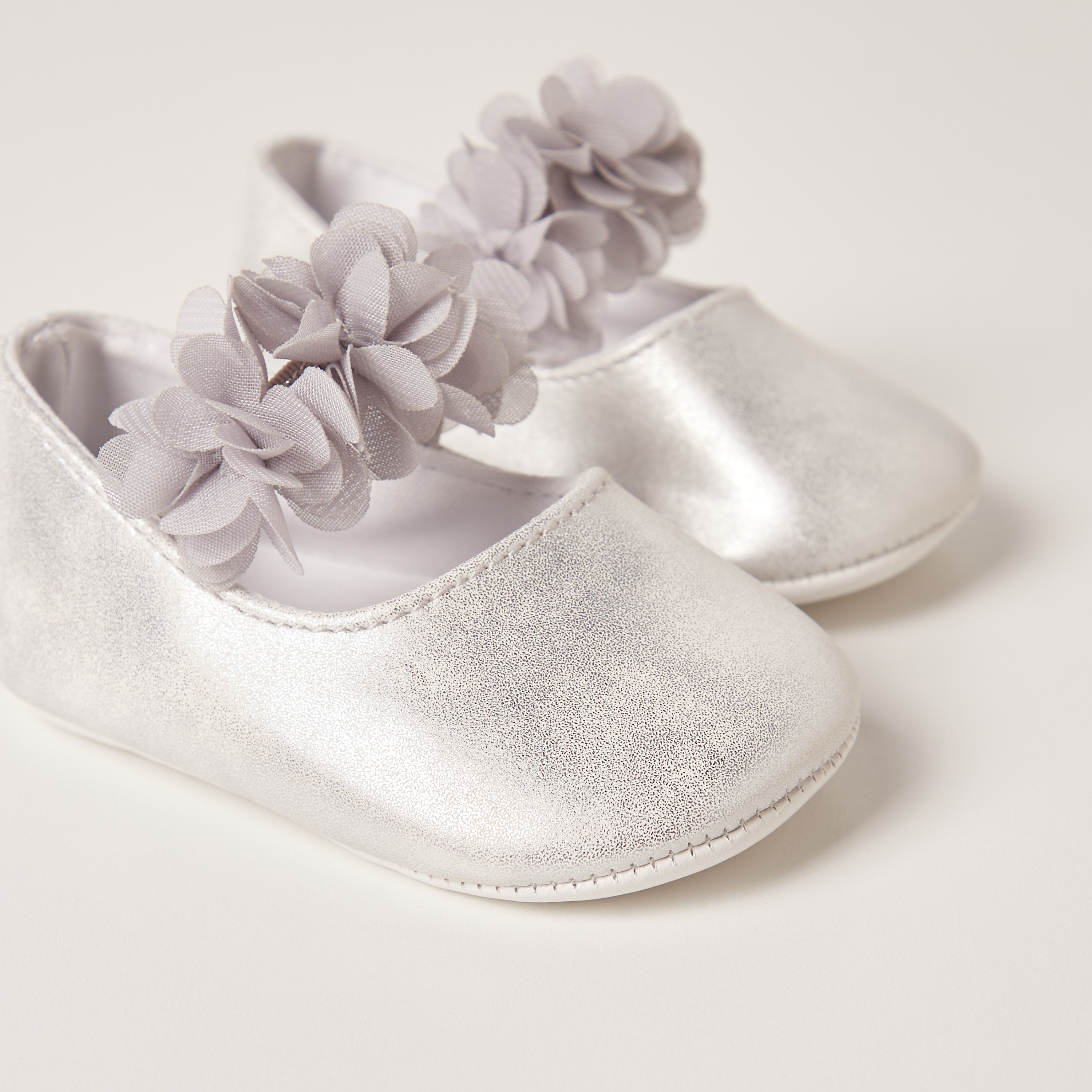 Giggles Floral Accent Slip-On Booties with Elastic Strap-baby-boys-shoes-closedshoes-image-3