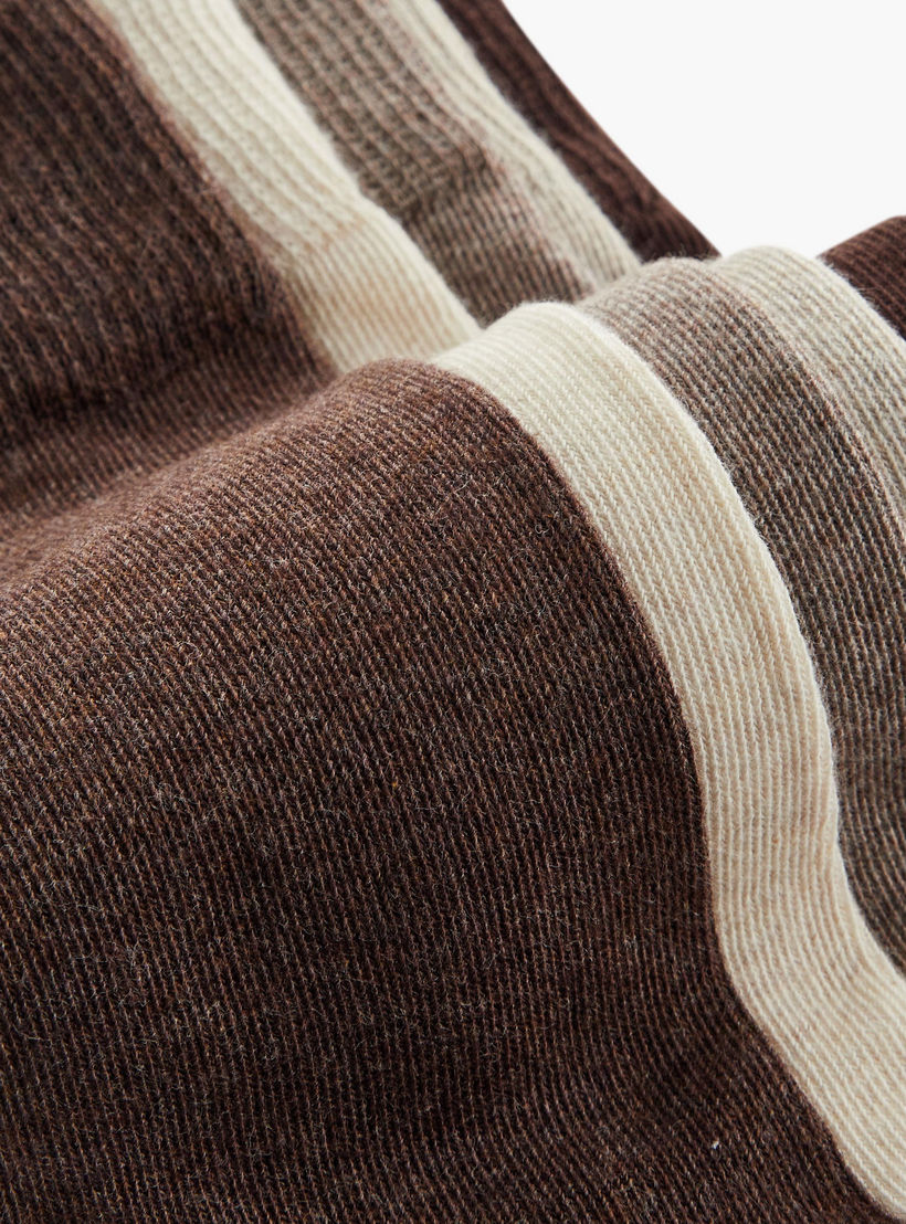 طقم جوارب 5 أزواج سادة بطول الساق-men-socks-image-4