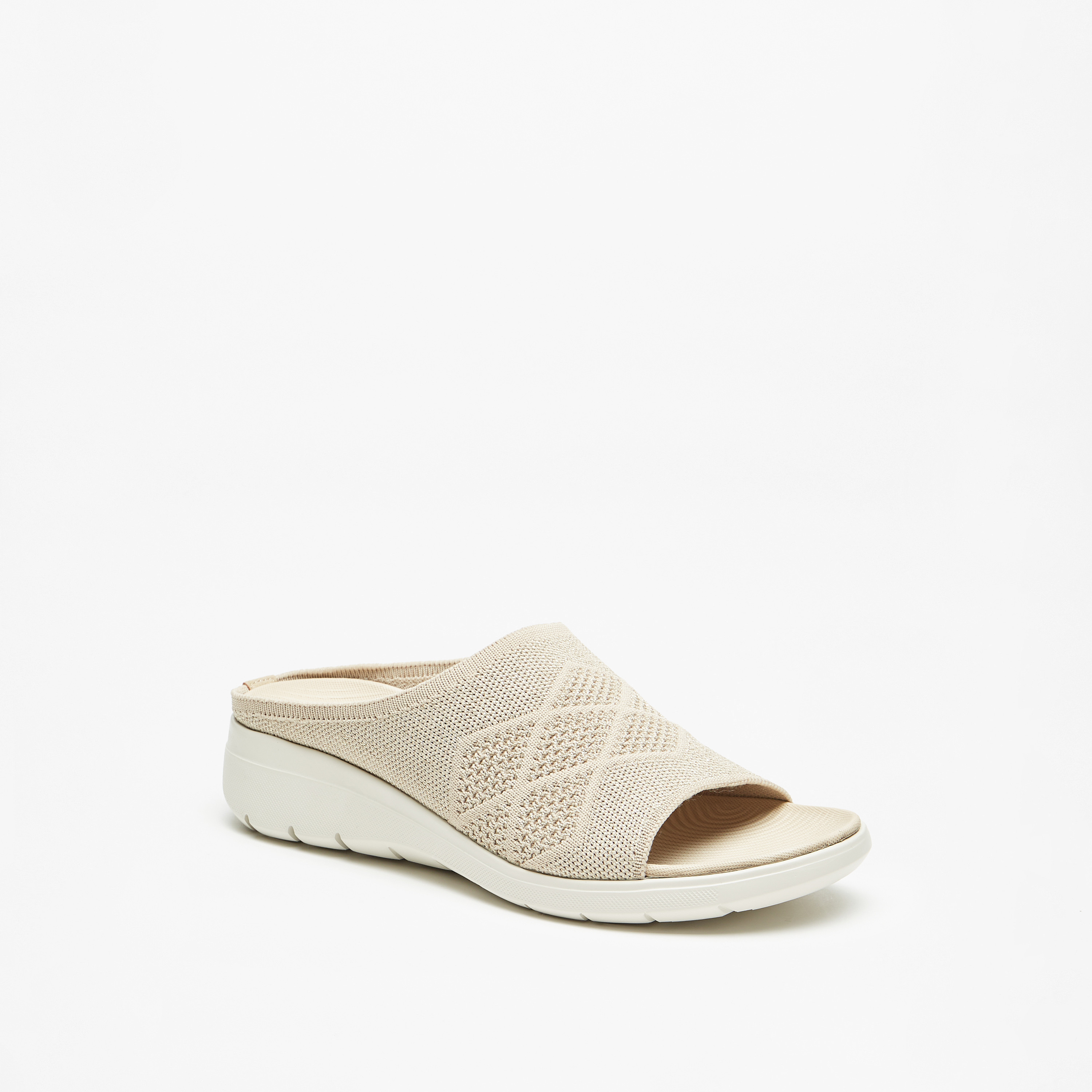 صندل خفيف مريح بارز الملمس من فلورا بيلا-women-shoes-sandals-heeled-image-1