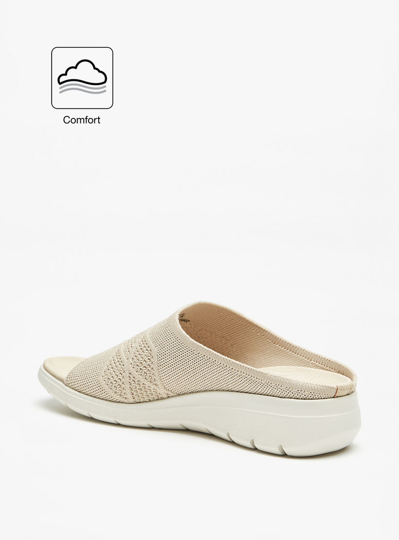 صندل خفيف مريح بارز الملمس من فلورا بيلا-women-shoes-sandals-heeled-image-2
