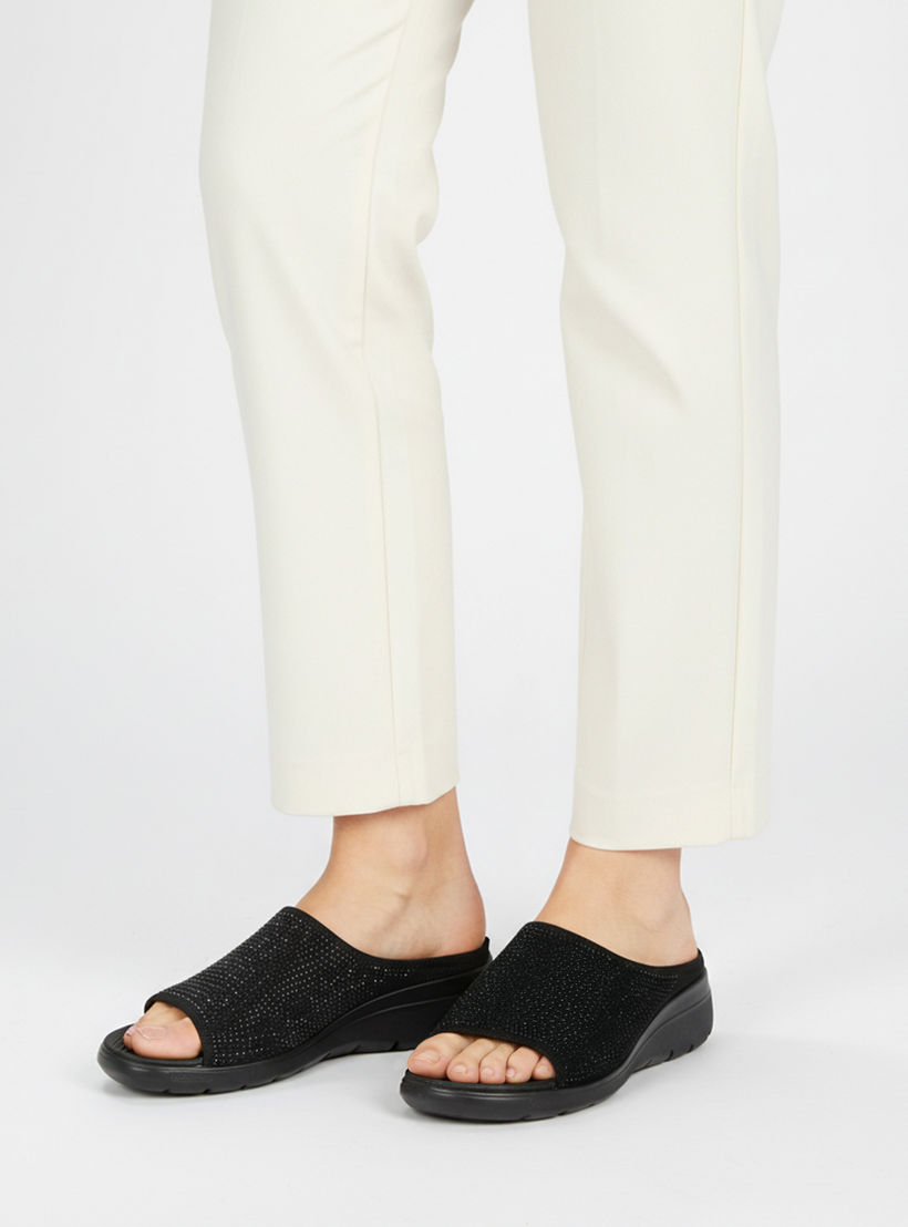 صندل مزين سهل الارتداء للنساء من فلورا بيلا-women-shoes-flats-sandals-image-2