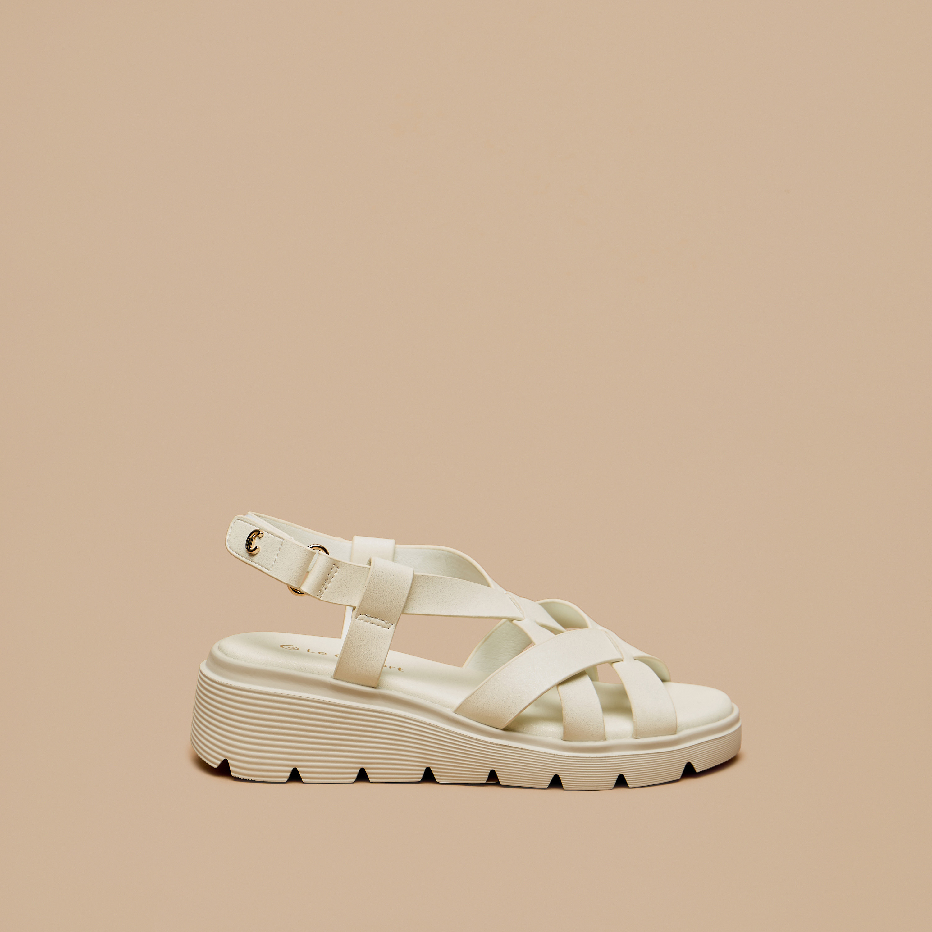 صندل متعدد الأحزمة بشريط إغلاق من لو كونفورت-girls-shoes-sandals-image-3