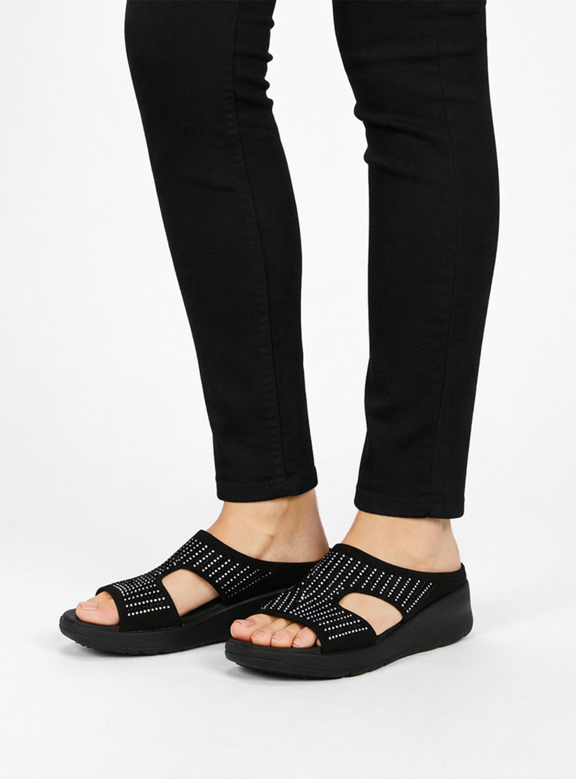 صندل فلاي نت سهل الارتداء بكعب ويدج للنساء من لو كونفورت-women-shoes-sandals-heeled-image-2