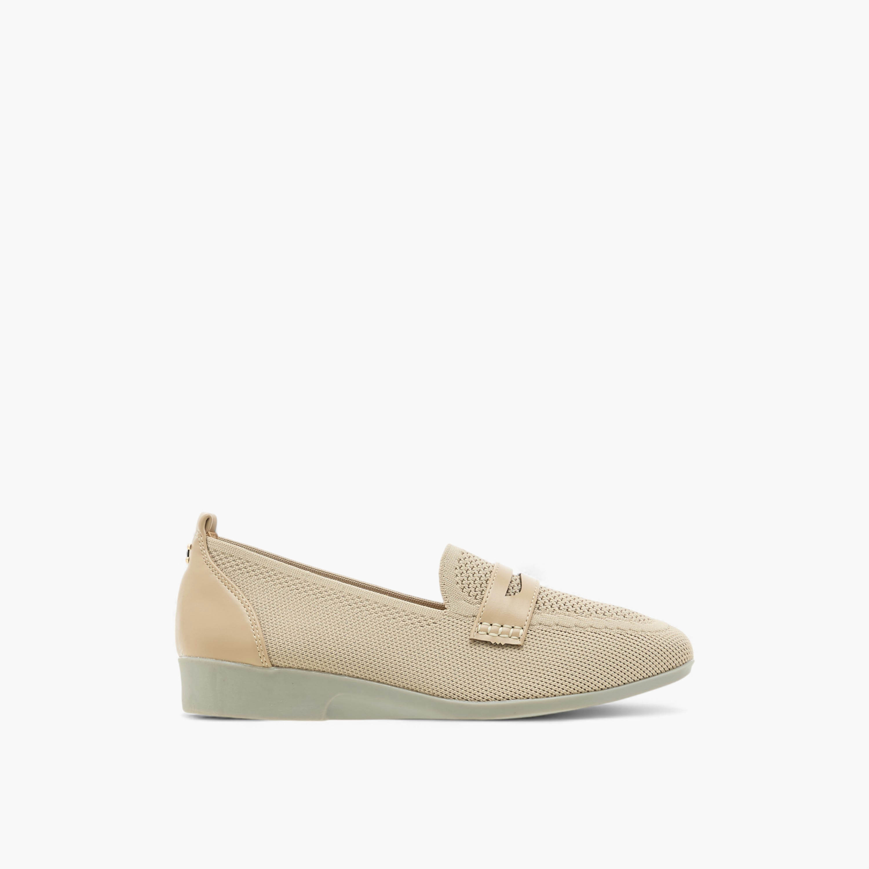 Le Confort Flyknit Textured Slip-On Loafers with Platform Heels-women-shoes-loafersandmoccasins-image-3