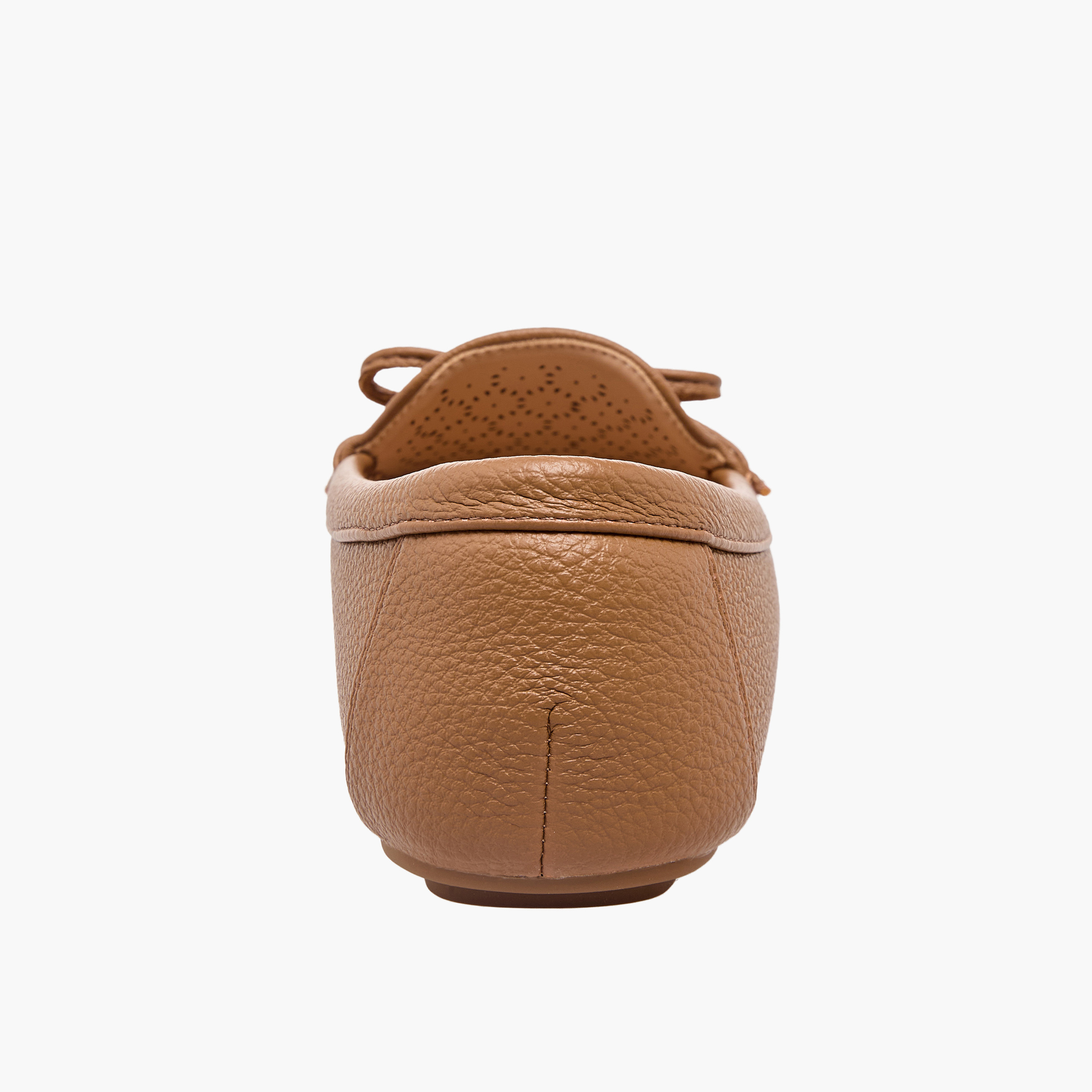 حذاء موكاسين نسائي مريح بتفاصيل مفرغة راقية من لو كونفورت-women-shoes-loafersandmoccasins-image-8