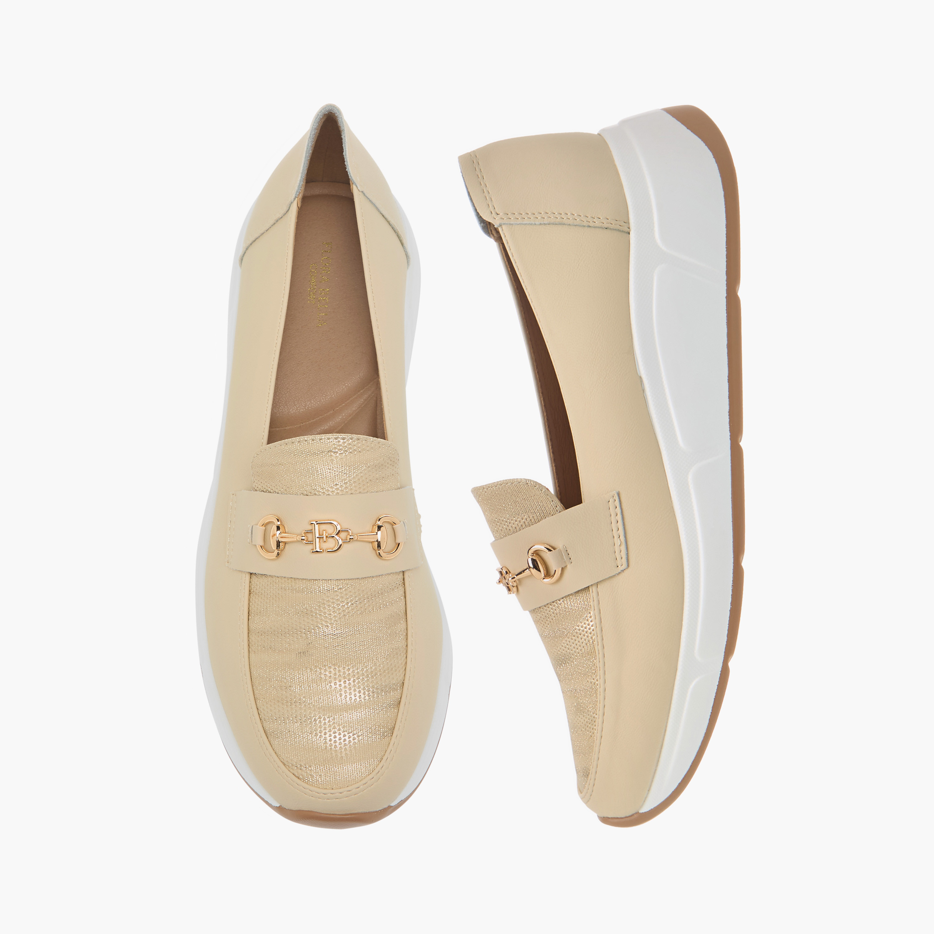 حذاء مريح بارز الملمس بكعب ويدج وزينة معدنية من فلورا بيلا-women-shoes-loafersandmoccasins-image-1