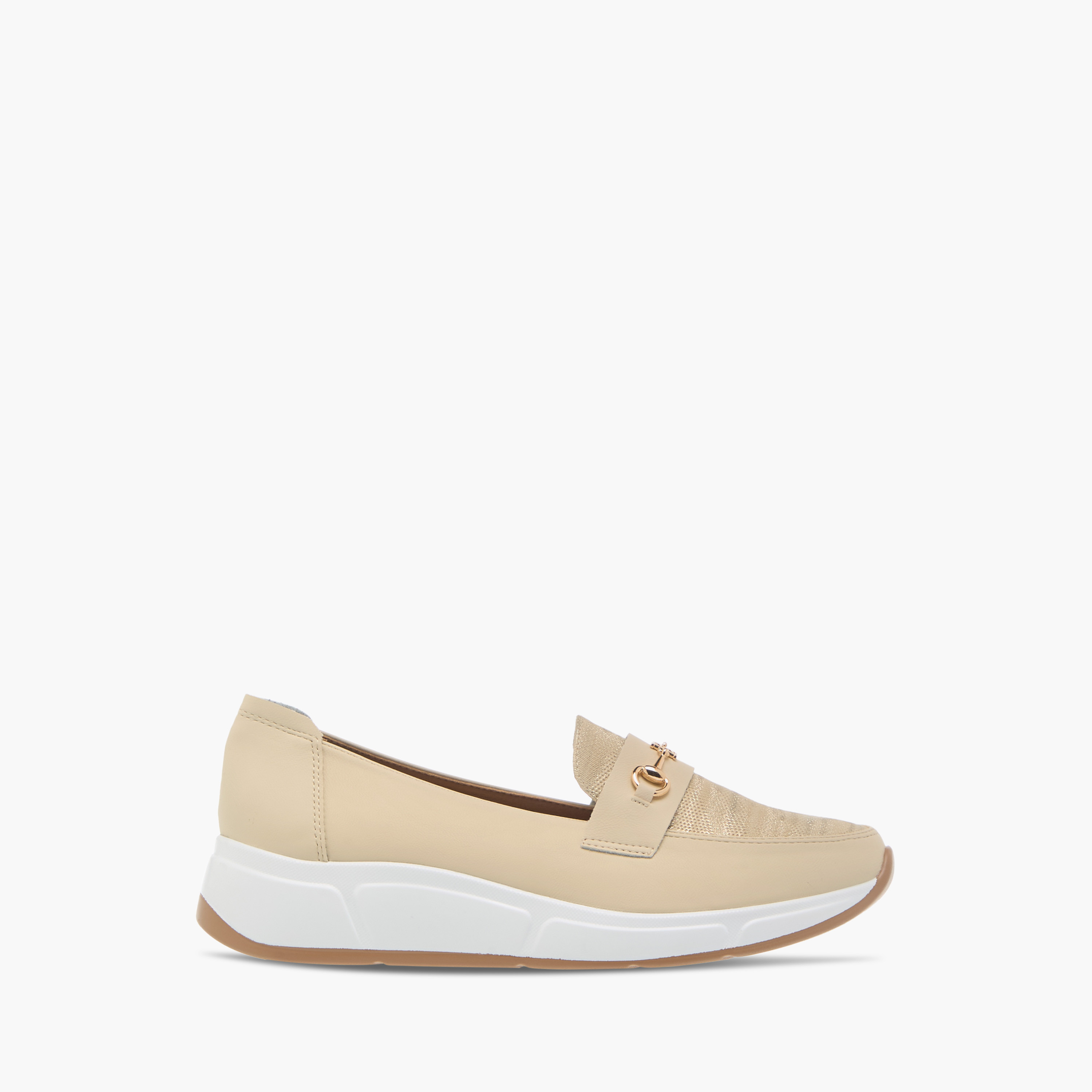 حذاء مريح بارز الملمس بكعب ويدج وزينة معدنية من فلورا بيلا-women-shoes-loafersandmoccasins-image-3