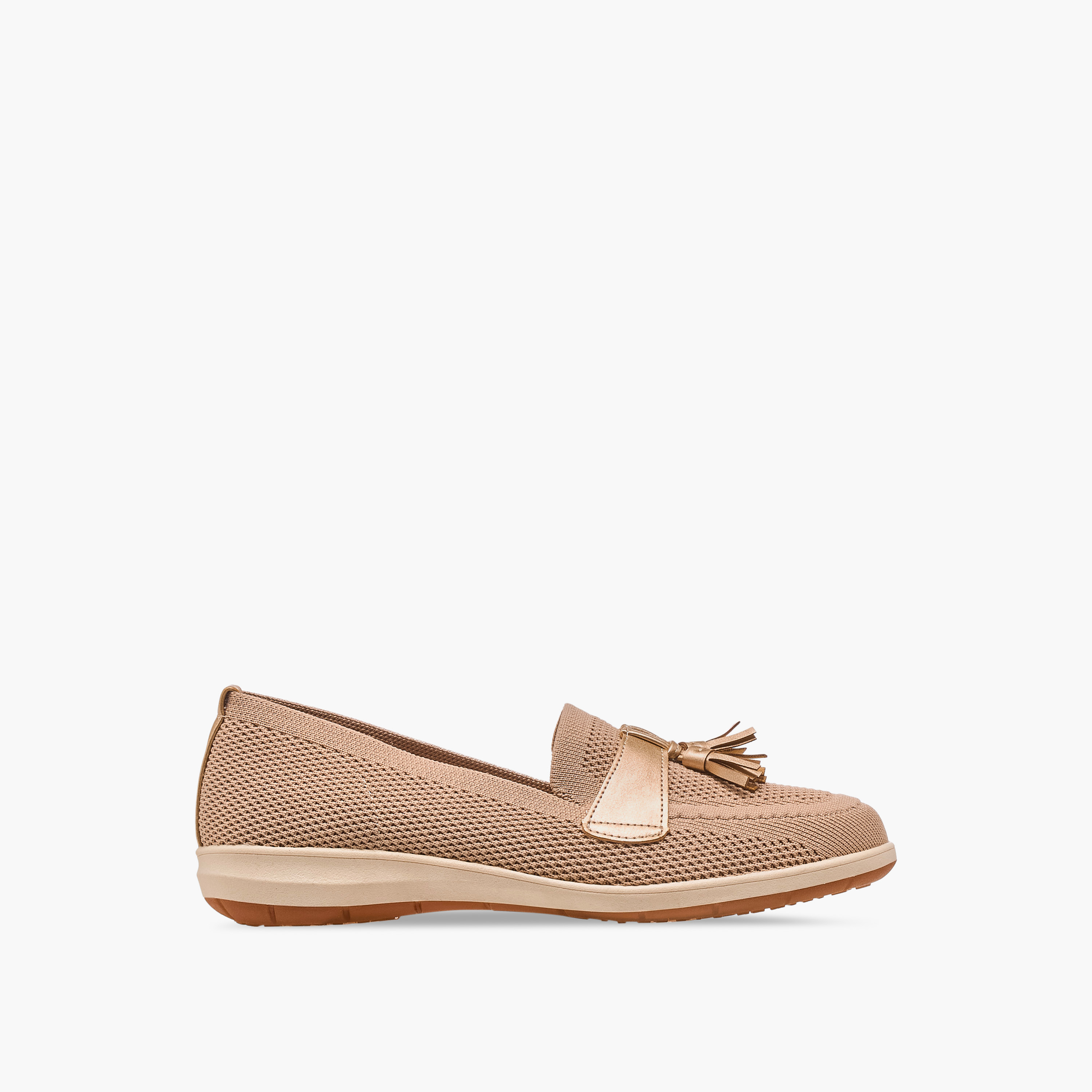لوفر سهل الارتداء بتفاصيل شراشيب من فلورا بيلا-women-shoes-loafersandmoccasins-image-3