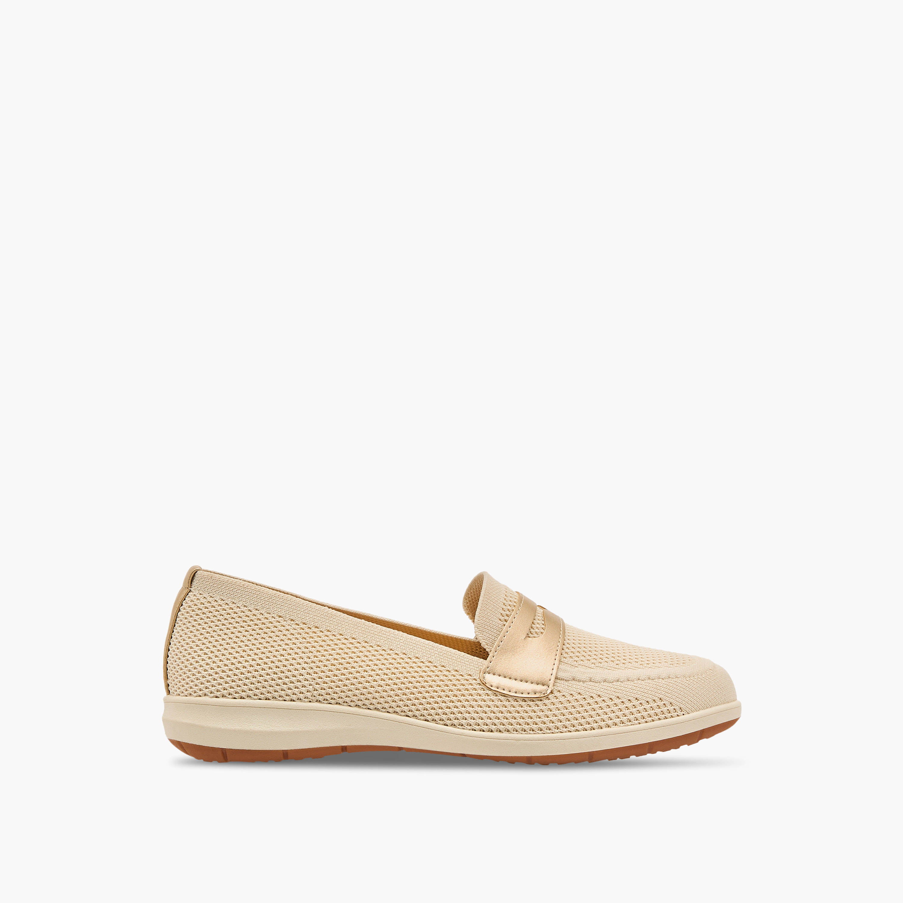 حذاء سهل الارتداء شبك مريح بتفاصيل مفرغة من لو كونفورت-women-shoes-loafersandmoccasins-image-9