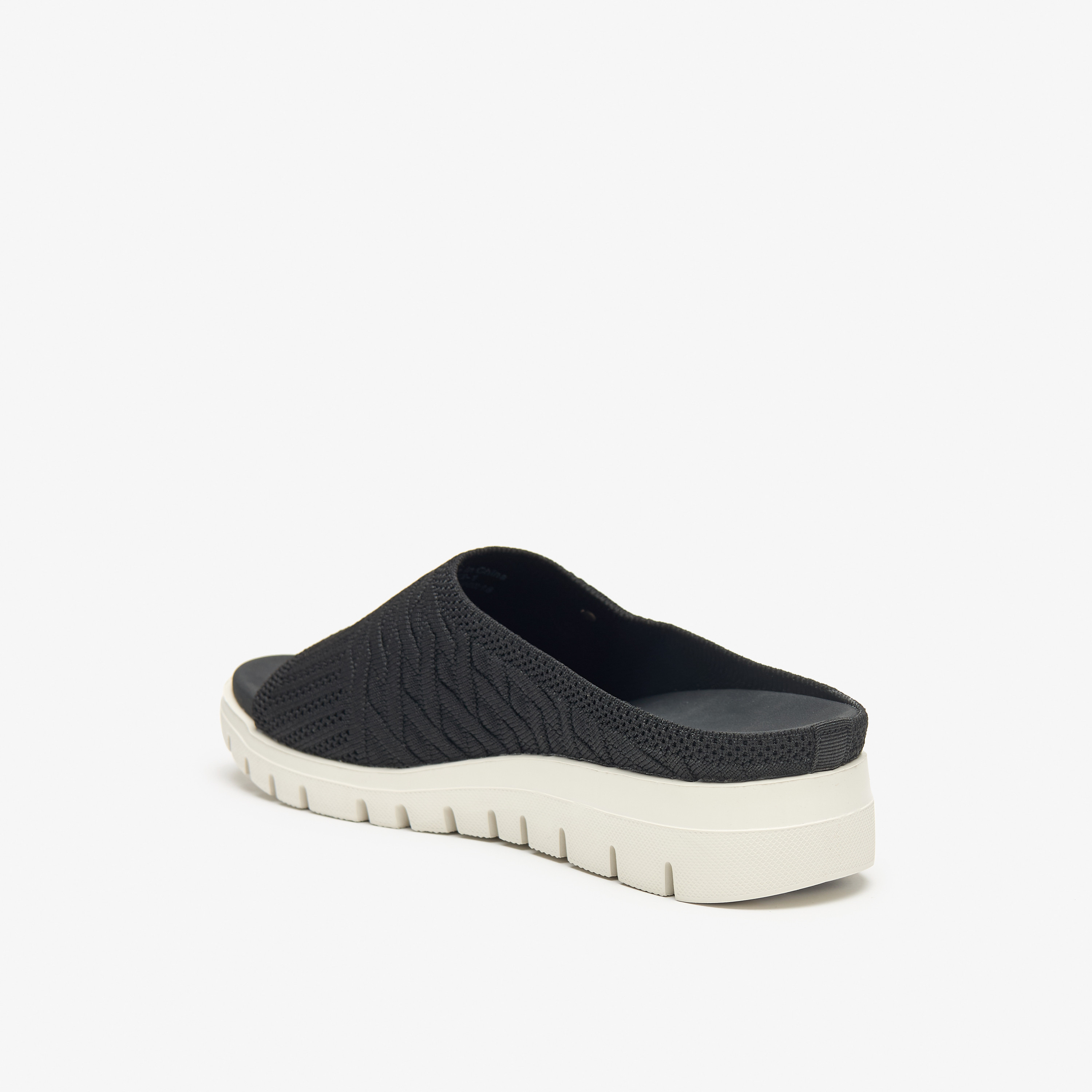 صندل سهل الارتداء بارز الملمس بكعب فلاتفورم من لو كونفورت-women-shoes-flats-sandals-image-8