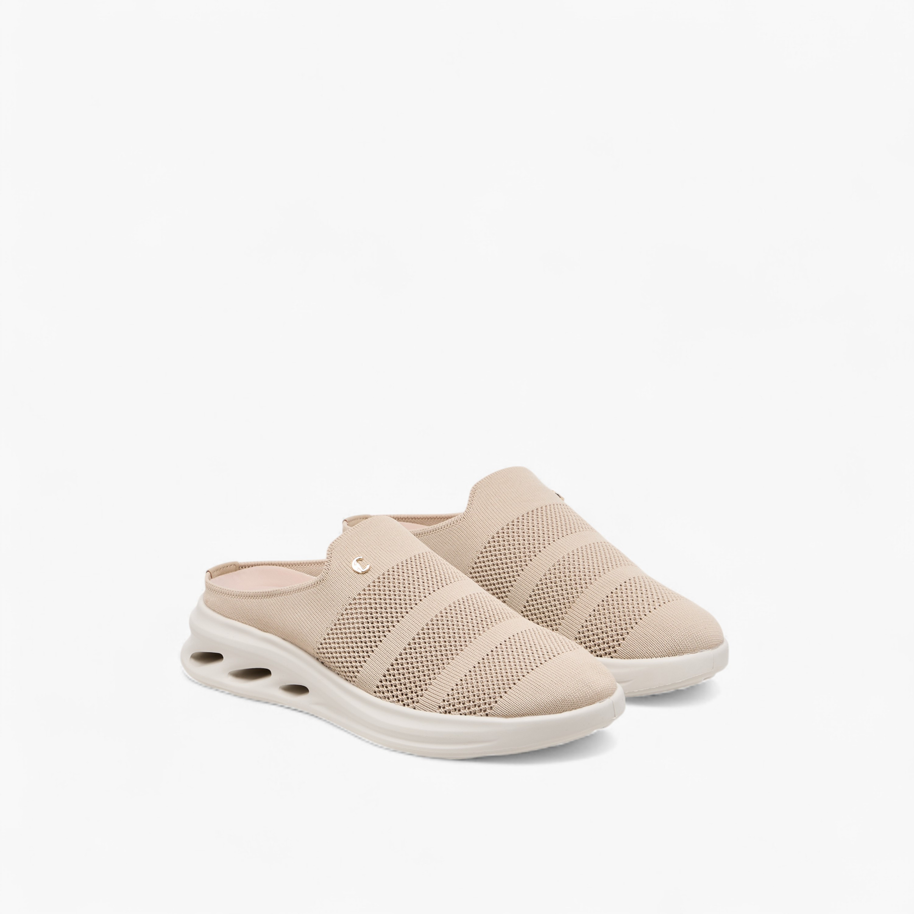 Le Confort Flyknit Slip-On Comfort Shoes-women-shoes-heels-image-1