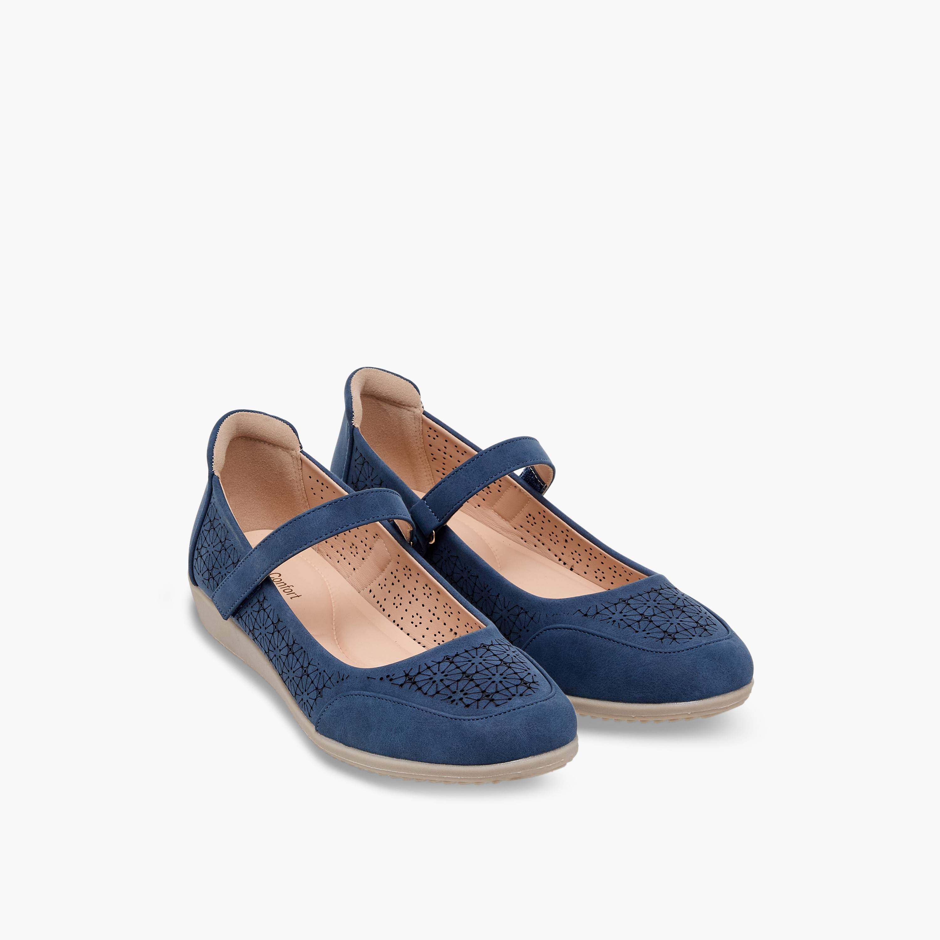 حذاء ماري جين بتفاصيل قص ليزر للنساء من لو كونفورت-women-shoes-ballerinas-image-1