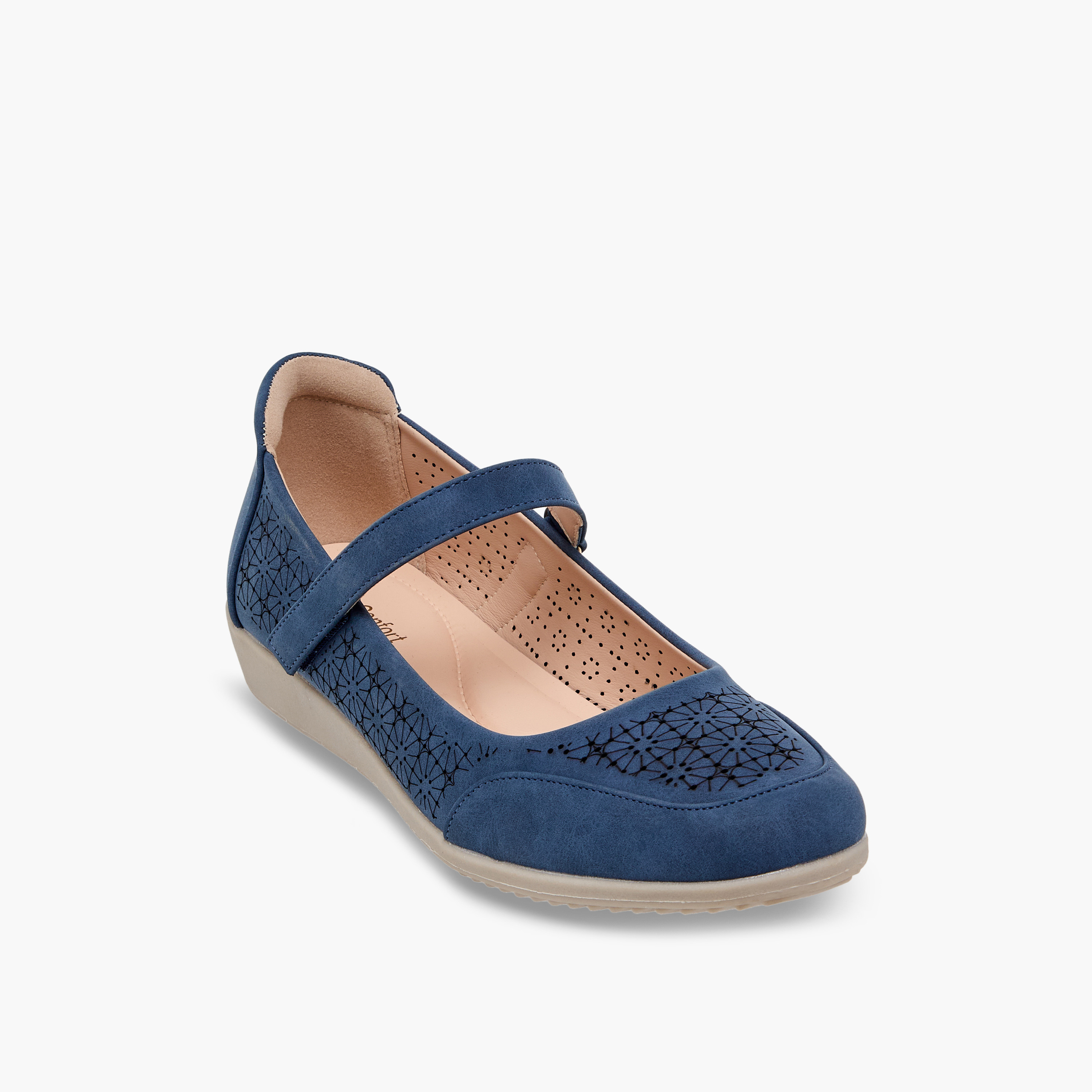 حذاء ماري جين بتفاصيل قص ليزر للنساء من لو كونفورت-women-shoes-ballerinas-image-2