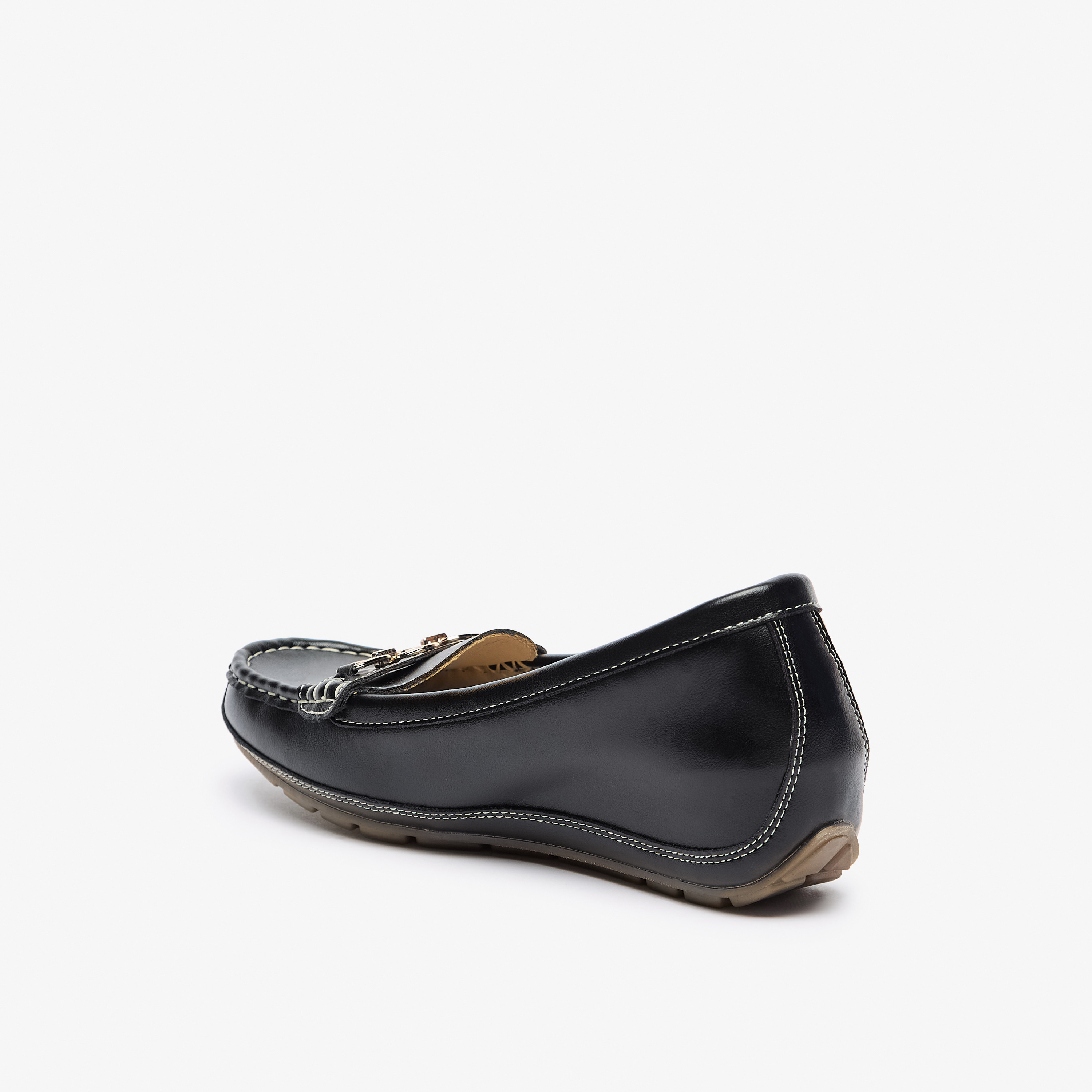 حذاء مريح بكعب ويدج وزينة معدنية من لو كونفورت-women-shoes-loafersandmoccasins-image-5