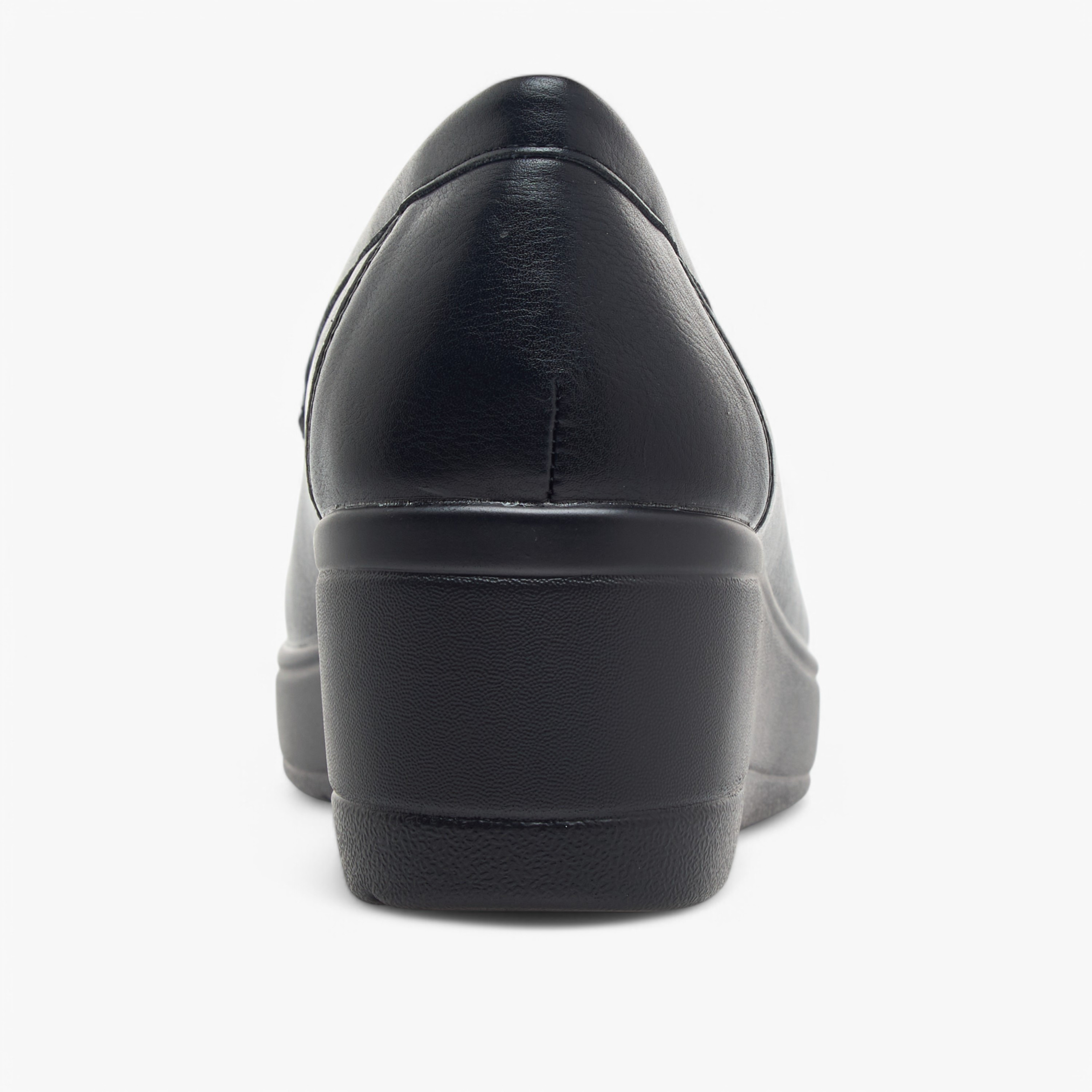 حذاء سهل الارتداء مريح بكعب ويدج وزينة معدن من لو كونفورت-women-shoes-loafersandmoccasins-image-11