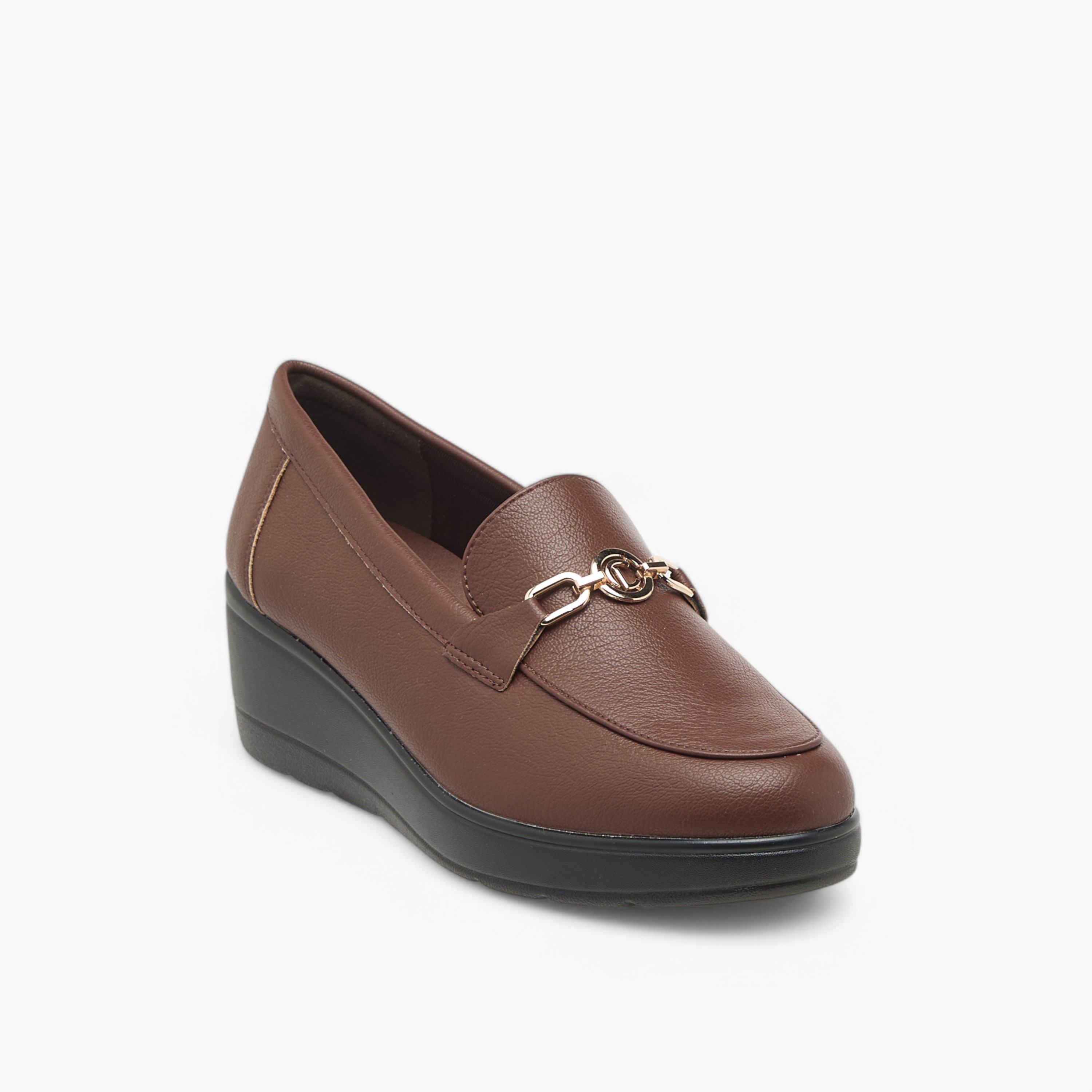 حذاء سهل الارتداء مريح بكعب ويدج وزينة معدن من لو كونفورت-women-shoes-loafersandmoccasins-image-2