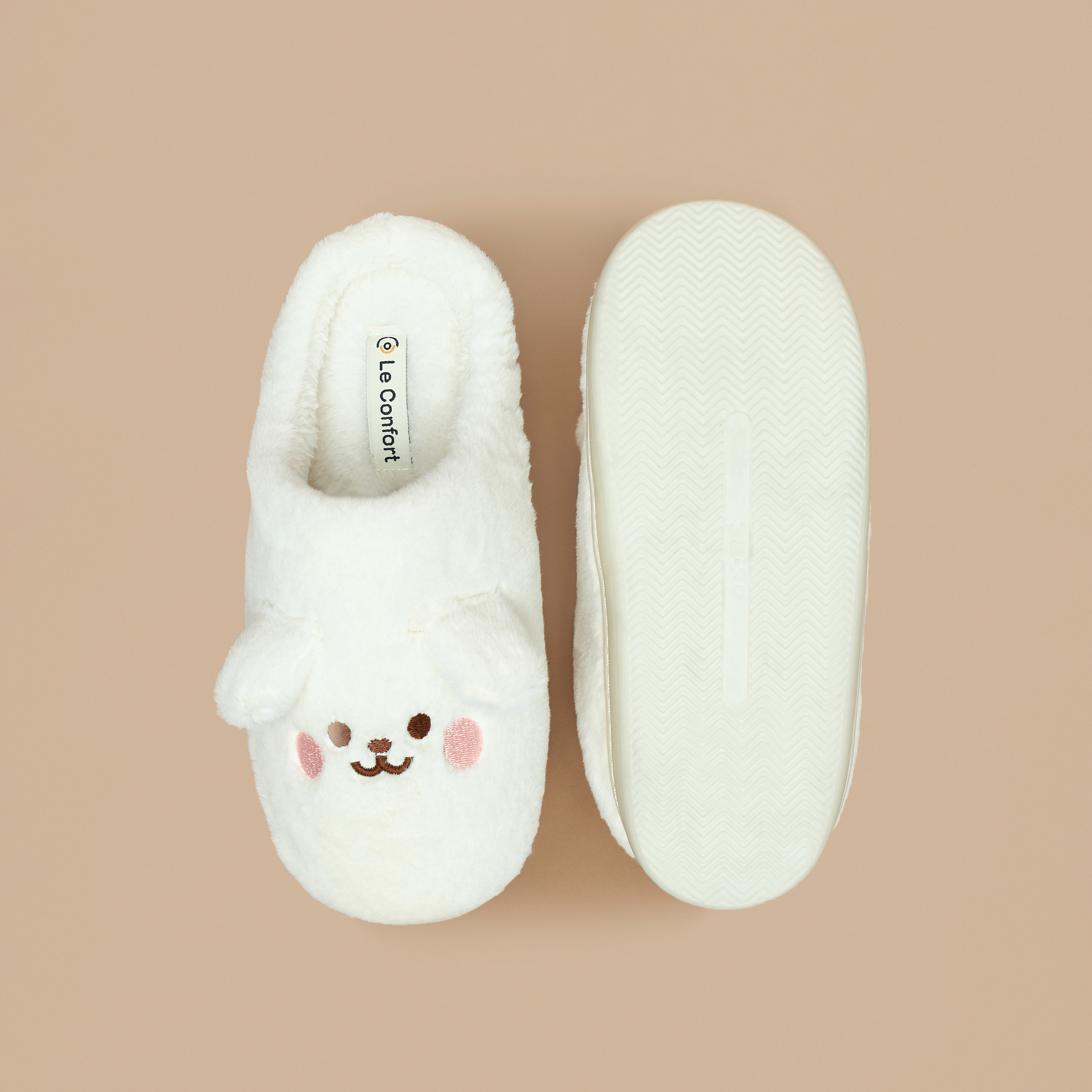 حذاء غرفة النوم بزينة أذن من لو كونفورت-women-shoes-bedroomslippers-image-5