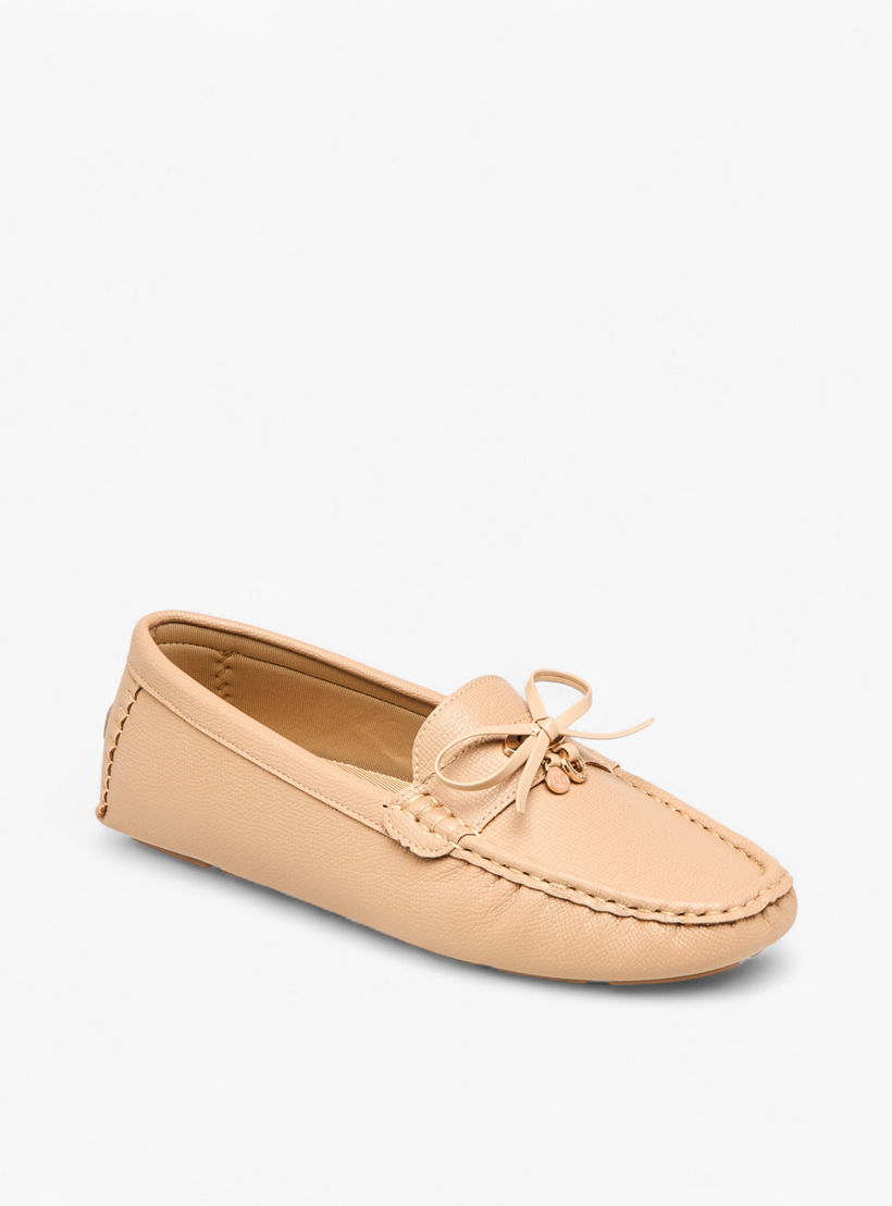 حذاء موكاسين بزينة فيونكة من لو كونفورت-women-shoes-flats-moccasins-image-2