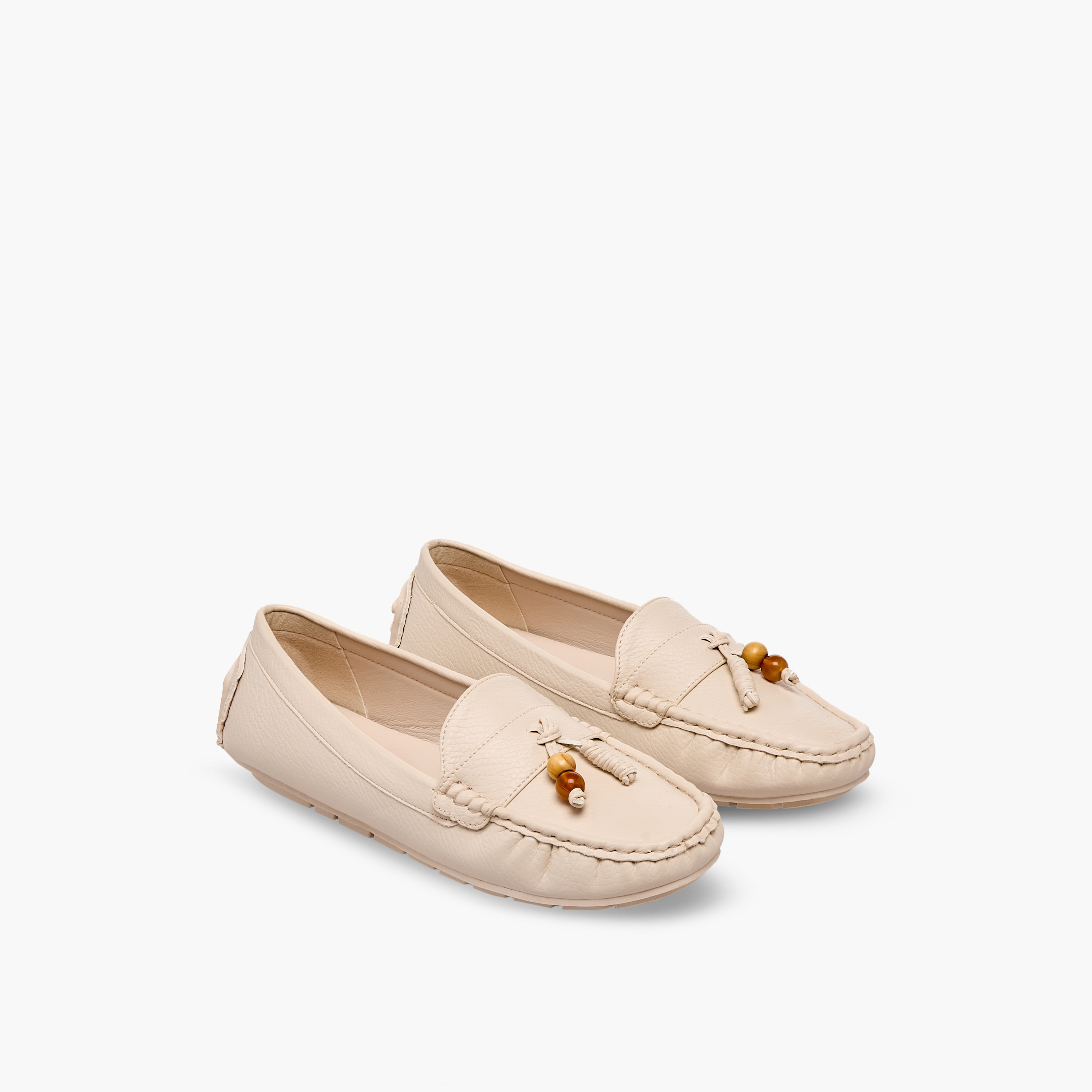 حذاء سهل الارتداء للنساء من لو كونفورت-women-shoes-loafersandmoccasins-image-1