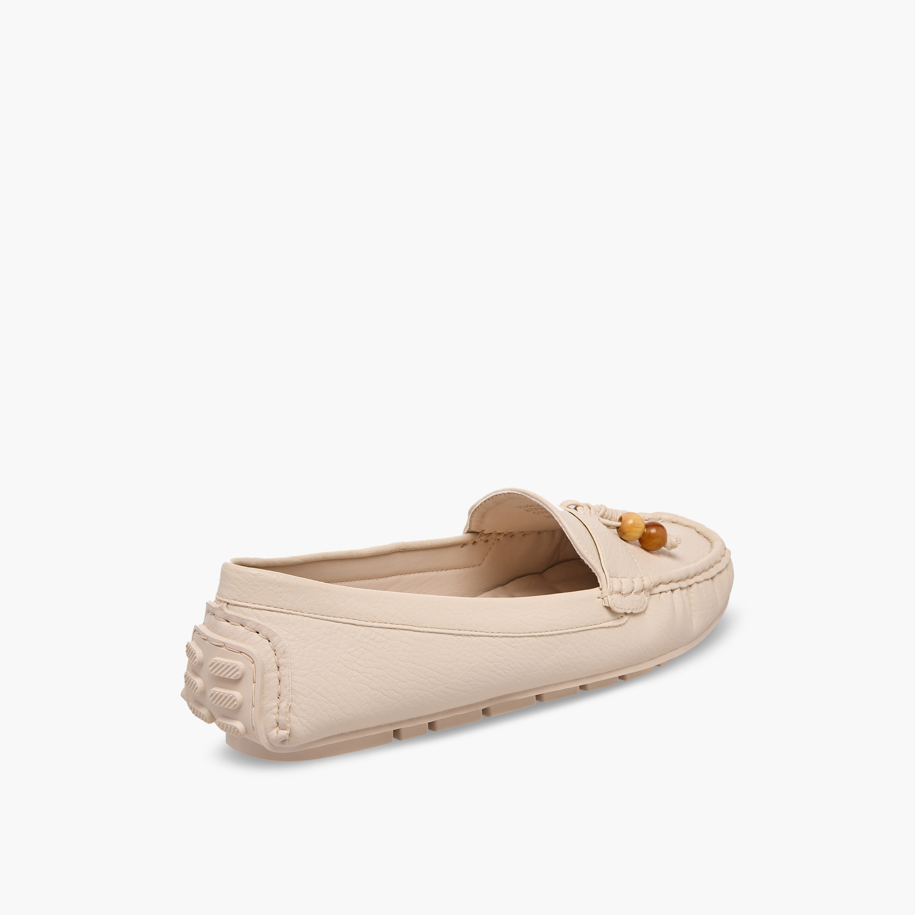 حذاء سهل الارتداء للنساء من لو كونفورت-women-shoes-loafersandmoccasins-image-6