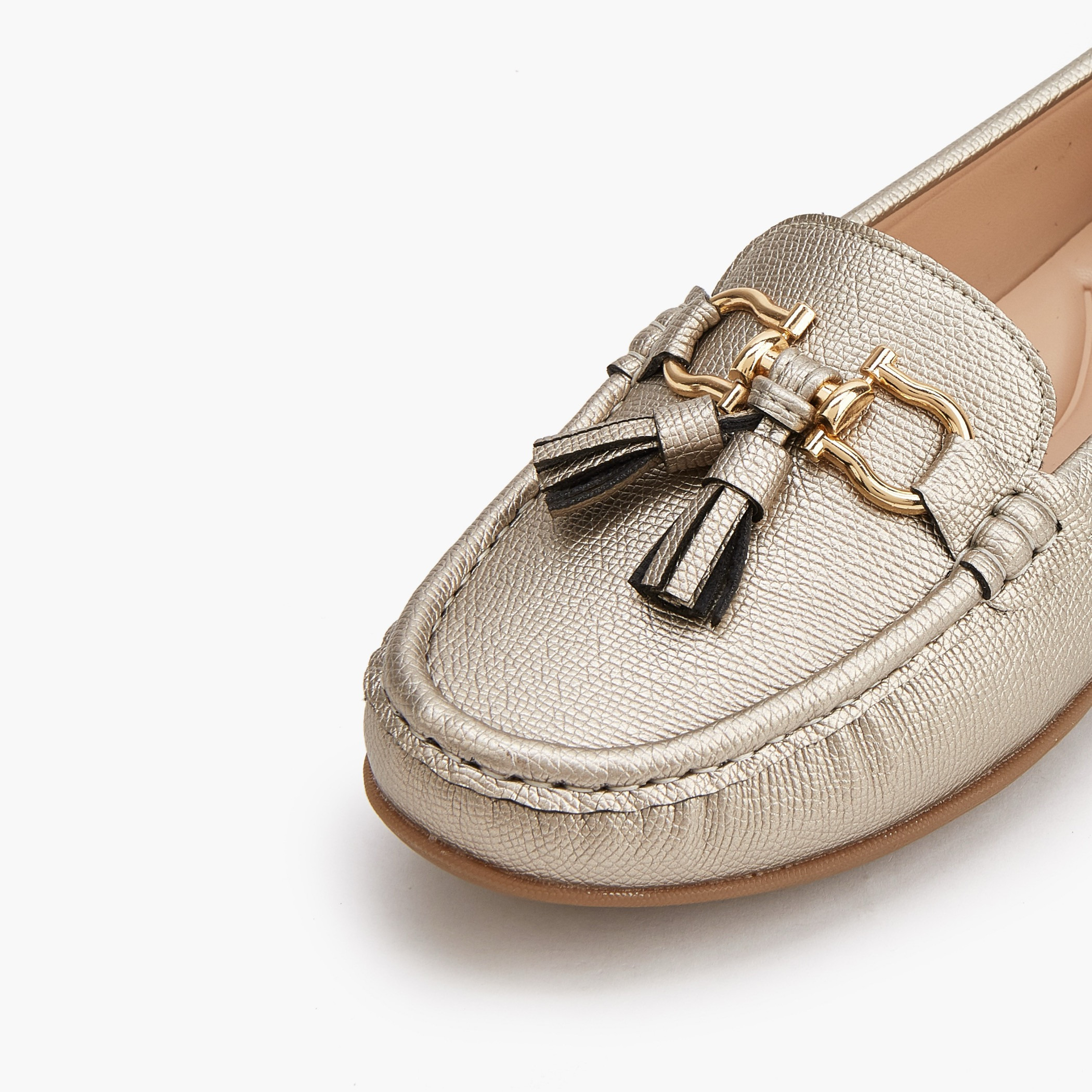Le Confort Women Slip-On Loafers-women-shoes-loafersandmoccasins-image-5